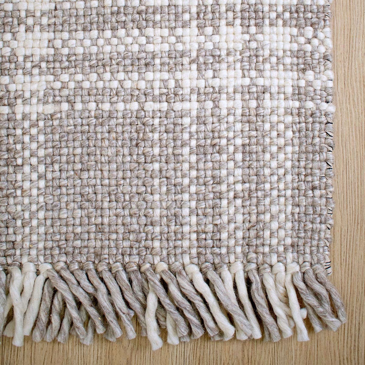 Premium Handmade Dillon Rug – Soft, Durable & Stylish Area Rug for Living Room, Bedroom & Home Decor | Perfect for Cozy & Modern Interiors