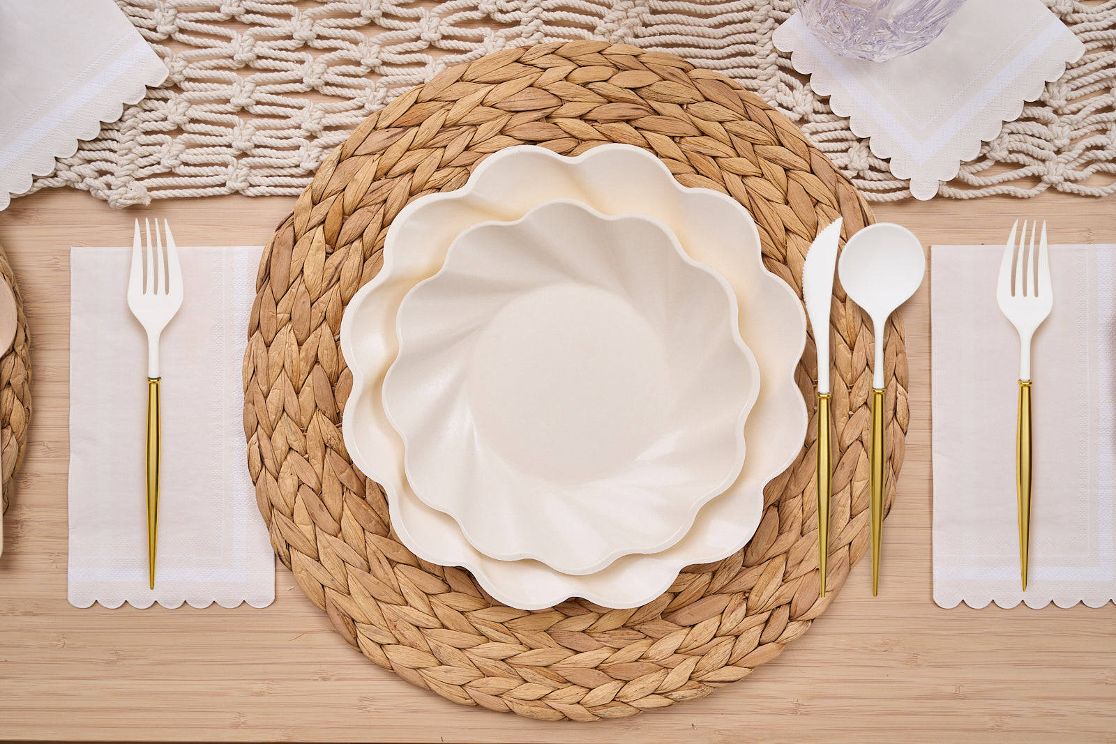 Elegant Seder Table Setting Kit - Complete Passover Dinnerware Set for Jewish Holidays - Perfect for Family Gatherings & Traditional Celebrations