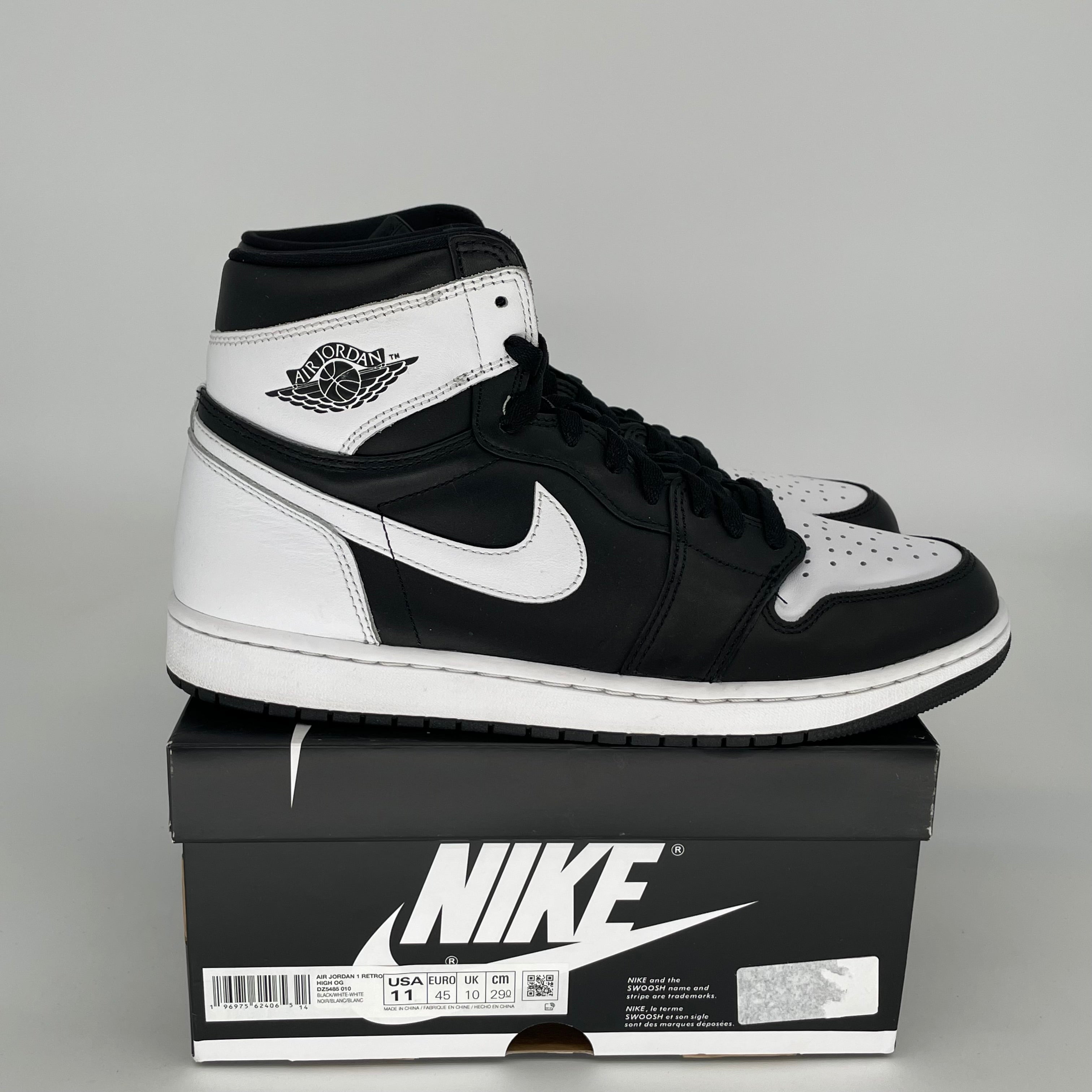 Original Air Jordan 1 Retro High OG 'Black White' Men's Basketball Shoes Size 11 - DZ5485-010 | Classic Sneakers for Streetwear, Basketball & Casual Outfits