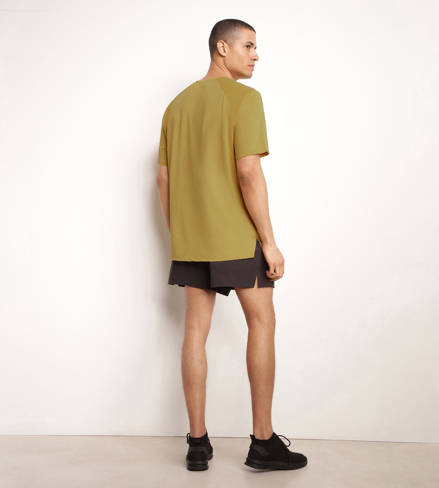 Men's Breathable Sport Shorts - Black Dim Move - Perfect for Running, Gym & Outdoor Workouts