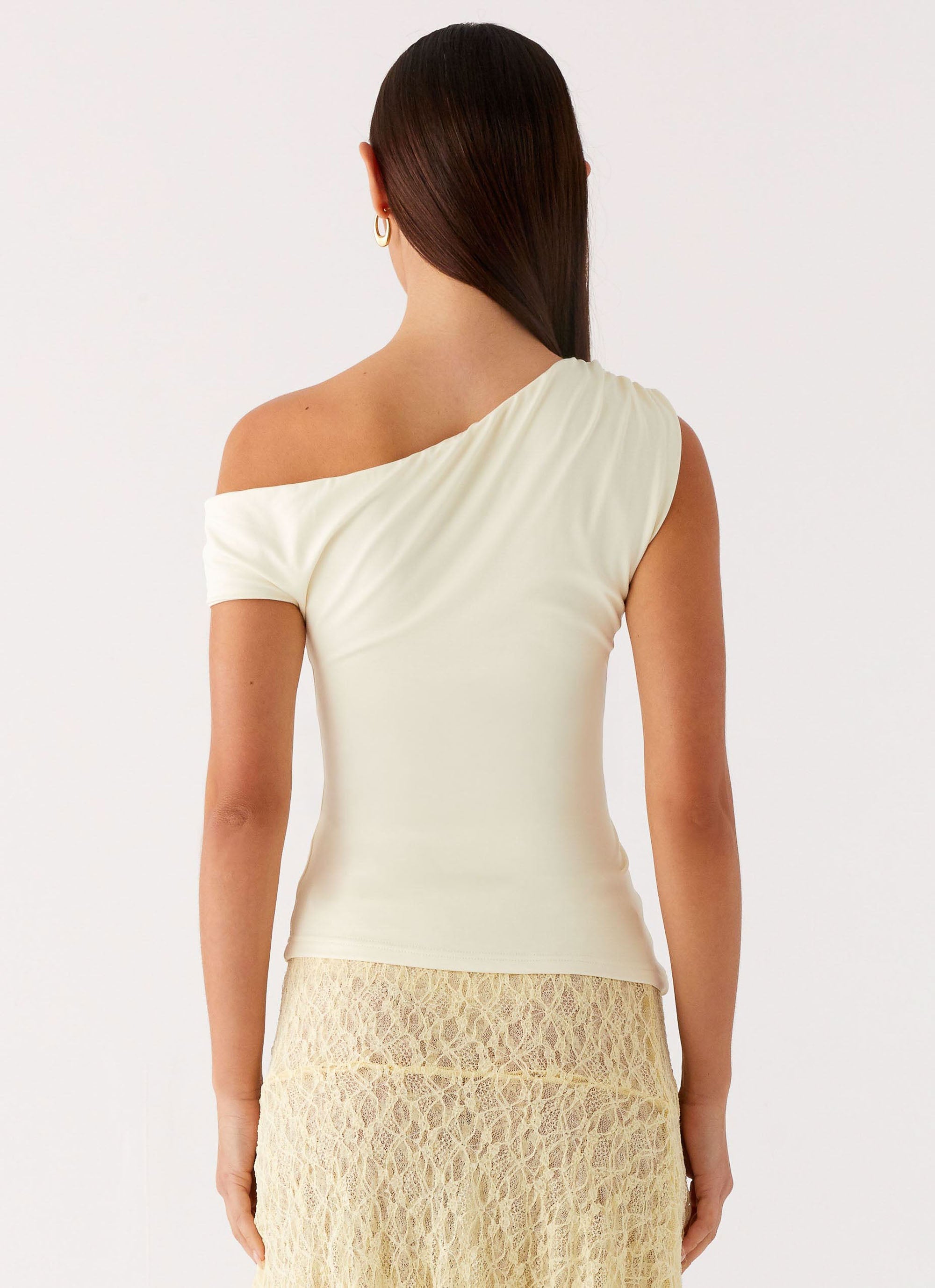 Stylish Yellow Catch Flights Top - Trendy Women's Airplane Outfit for Travel & Vacation