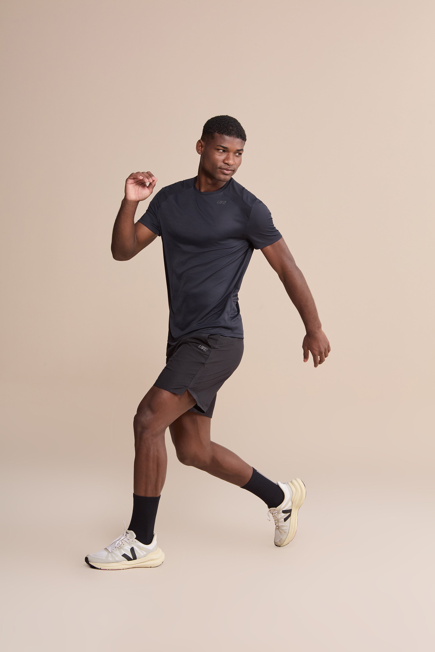 Comfy Free Air Move® T-Shirt - Breathable & Lightweight Men's Casual Tee for Outdoor Activities & Gym Workouts