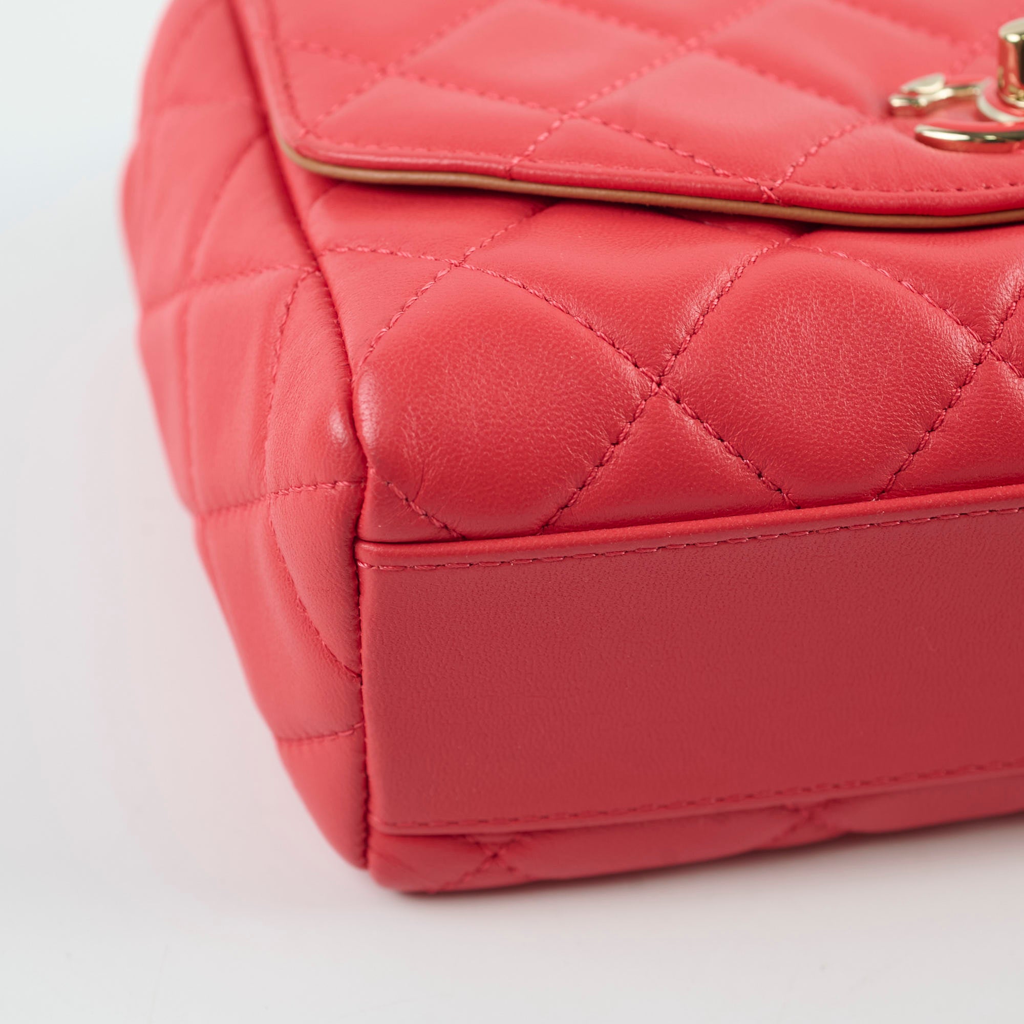 Chanel Mido Bicolore Chain Seasonal Flap Bag Red 31 Series - Luxury Crossbody Purse for Women, Perfect for Date Night & Special Occasions