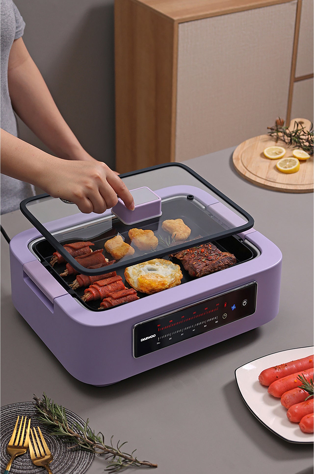 DAEWOO SG13 Korean BBQ Grill - Smokeless Indoor/Outdoor Electric Grill for Home, Camping & Parties | Perfect for Korean BBQ, Meat, Seafood & Vegetables