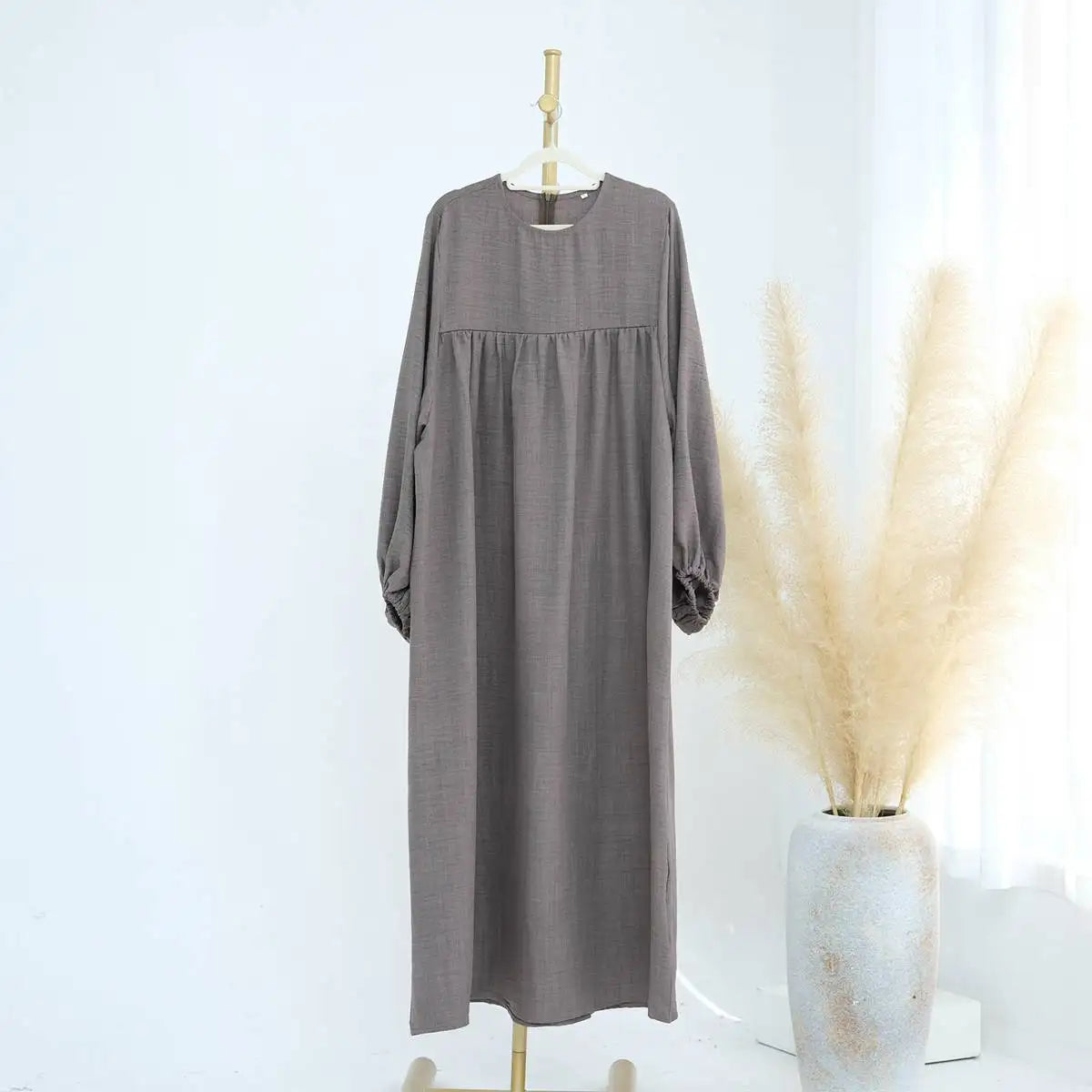 Comfortable & Stylish Breastfeeding Nursing Wear Abaya Dress for Muslim Moms - Perfect for Prayer, Outings & Nursing in Public