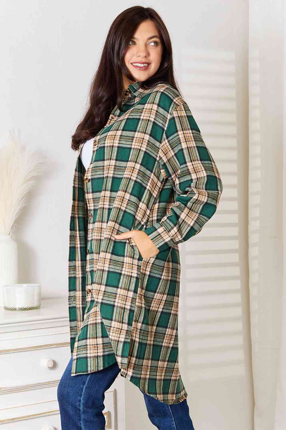 Stylish Plaid Collared Long Sleeve Shirt for Men - Perfect for Office, Casual Wear & Outdoor Activities