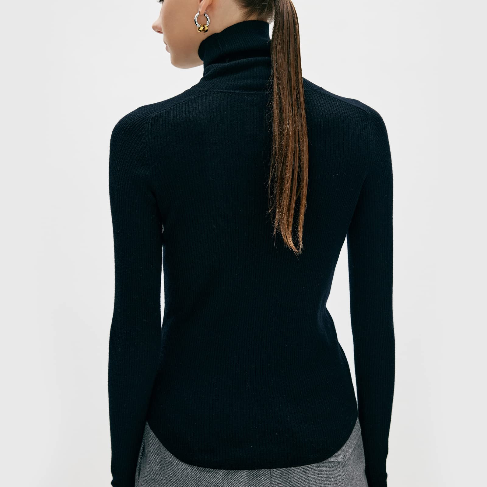 COLD POSH Women's 100% Merino Wool Turtleneck Sweater - Slim Fit High Neck Knit Pullover, Soft & Warm Long Sleeve Winter Top for Office, Travel & Casual Outfits