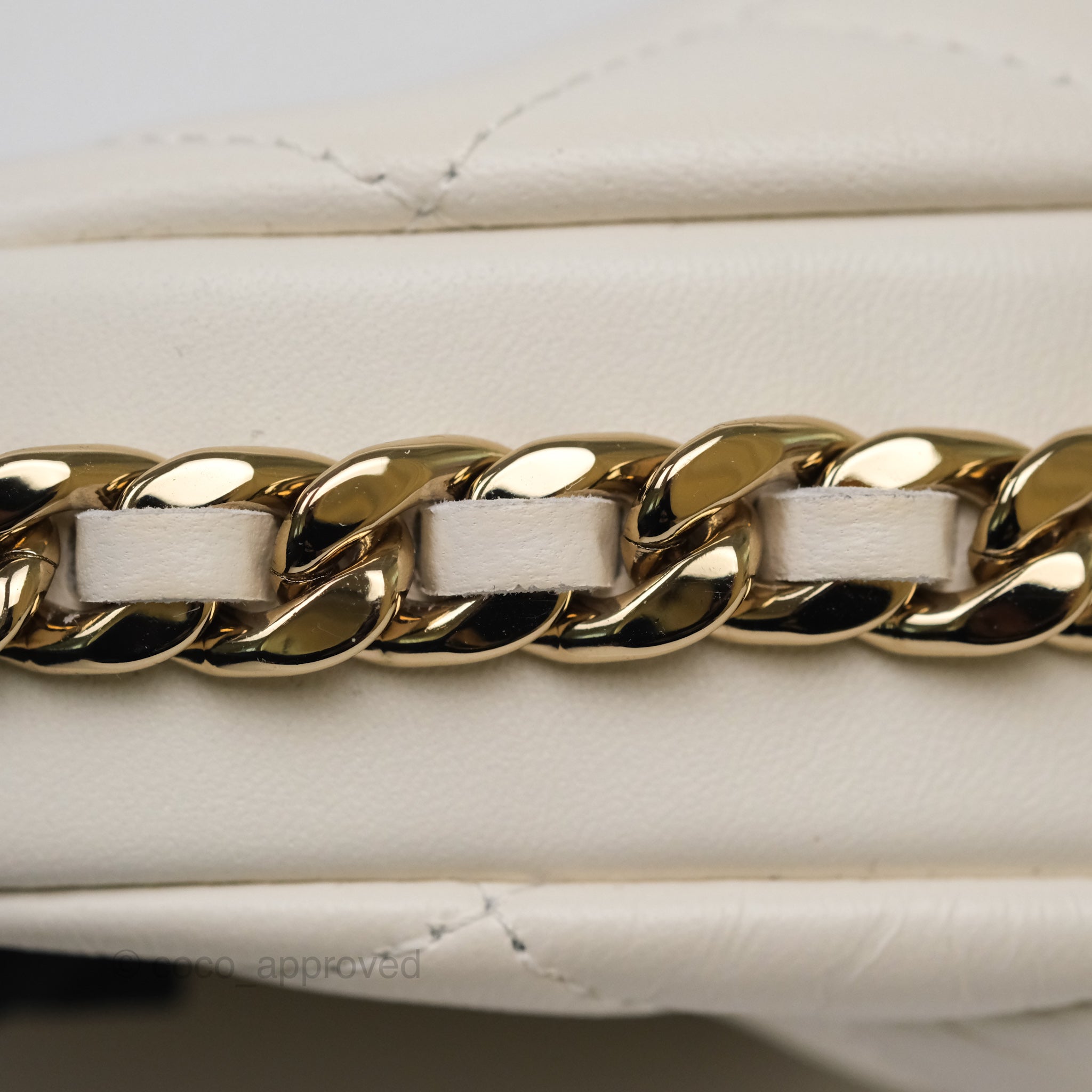 Chanel Chain Around Mini Hobo Bag in White Lambskin Leather with Gold Hardware 23C - Perfect for Evening Events & Luxury Fashion Accessories