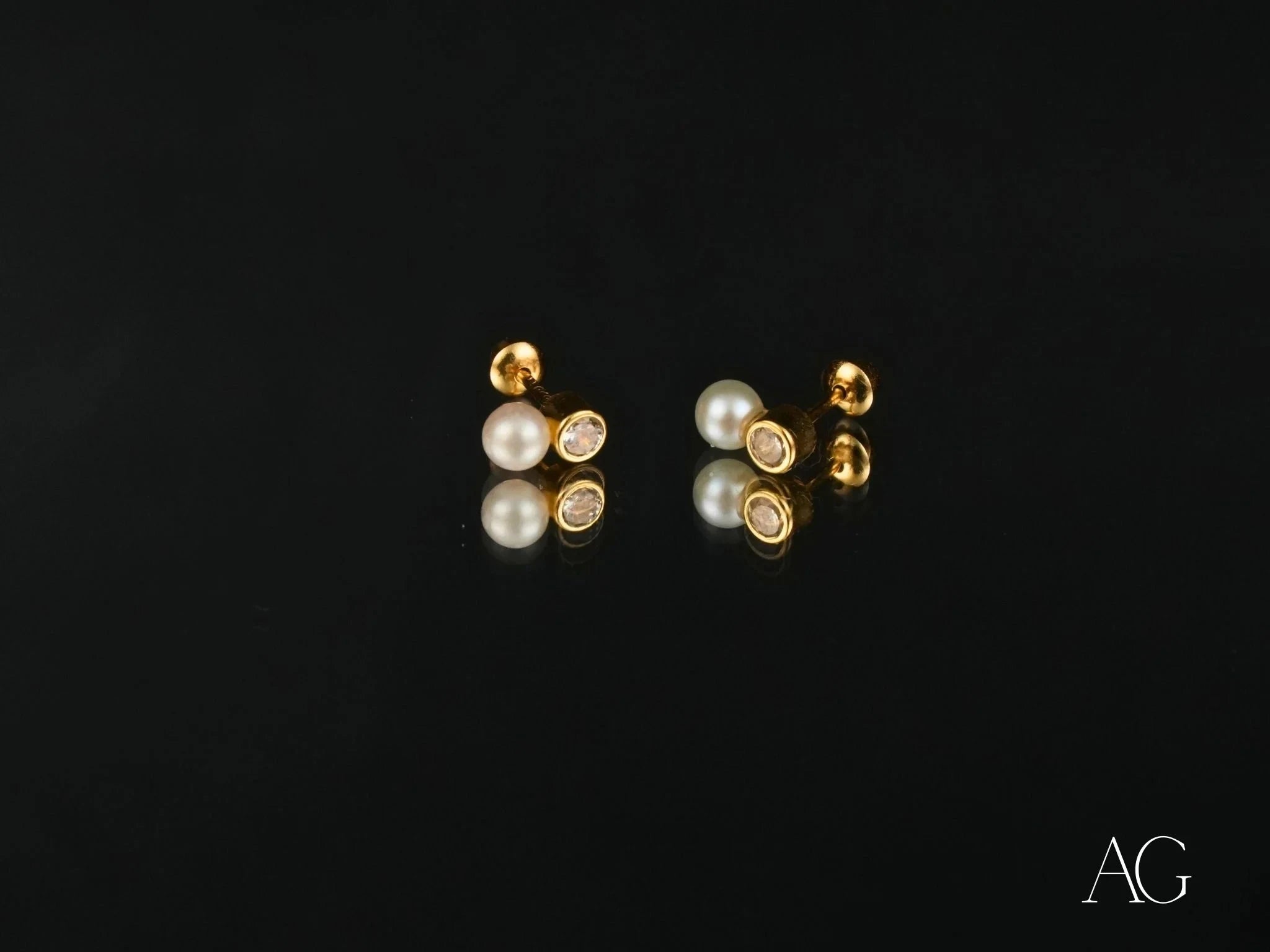 18K Gold Pearl & Cubic Zirconia Drop Earrings for Women – Elegant Dangling Jewelry for Weddings, Parties & Special Occasions