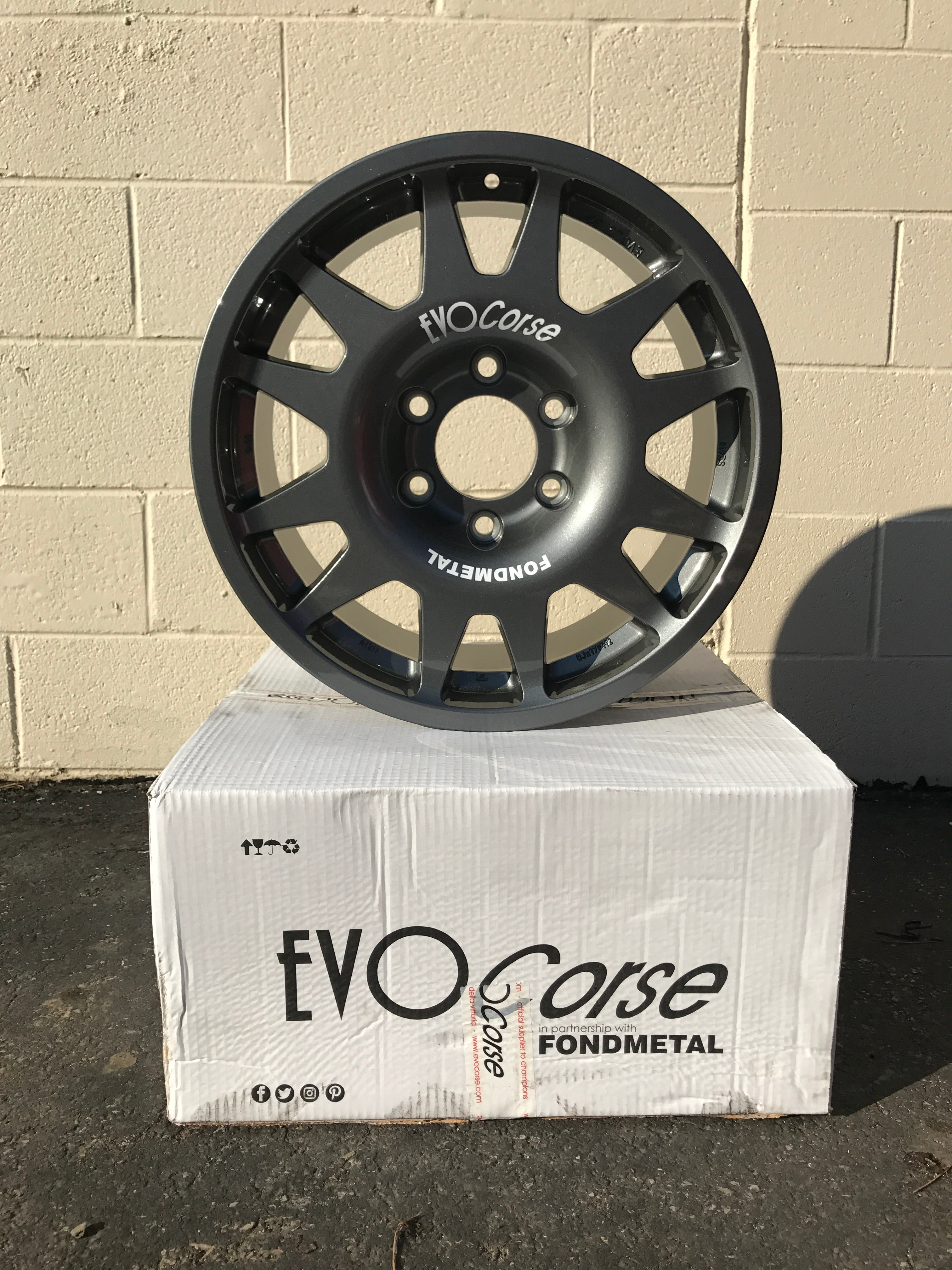 Evo Corse DakarZero 17x8 Wheels for Ford F150 & Raptor - 27mm Offset - Durable Alloy Rims for Off-Road & Street Driving