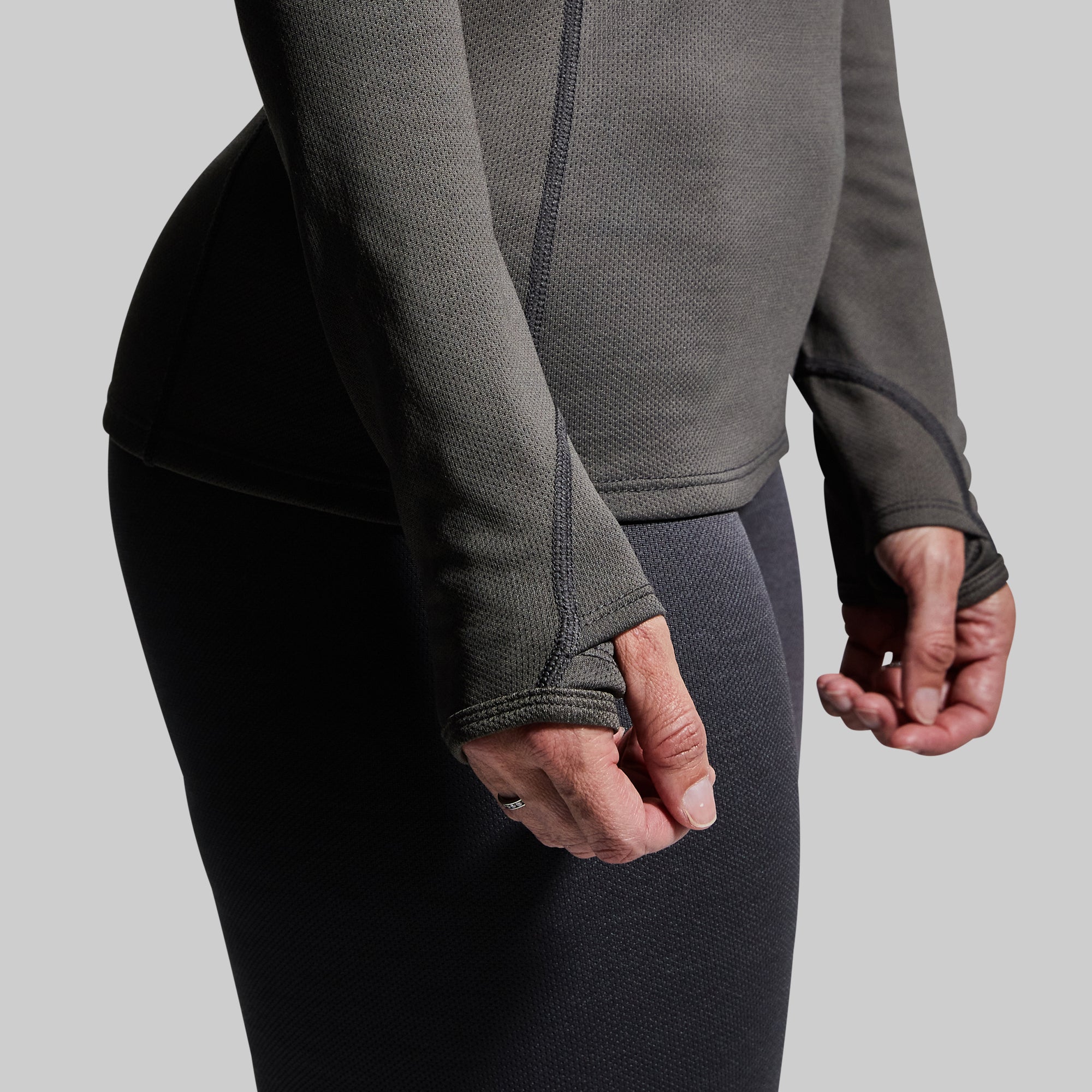 Women's Ridgeline Heavy Base Layer Top - Thermal Winter Underwear for Hiking & Skiing - Moisture Wicking & Odor Resistant - Wolf Grey - Perfect for Cold Weather Outdoor Activities