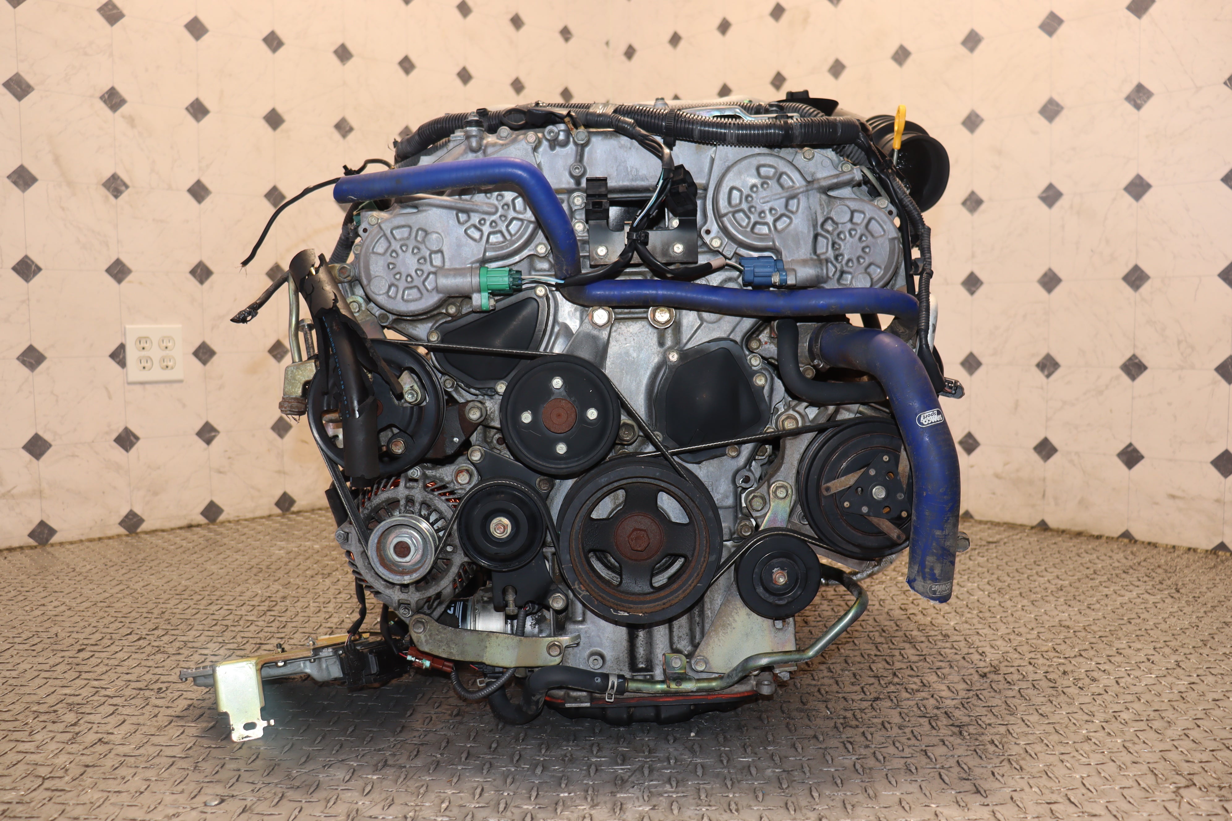 JDM Nissan 350Z G35 RevUp Engine & 6-Speed CD09 Transmission - High Performance Upgrade for Racing & Drifting | Perfect for Track Days & Car Enthusiasts