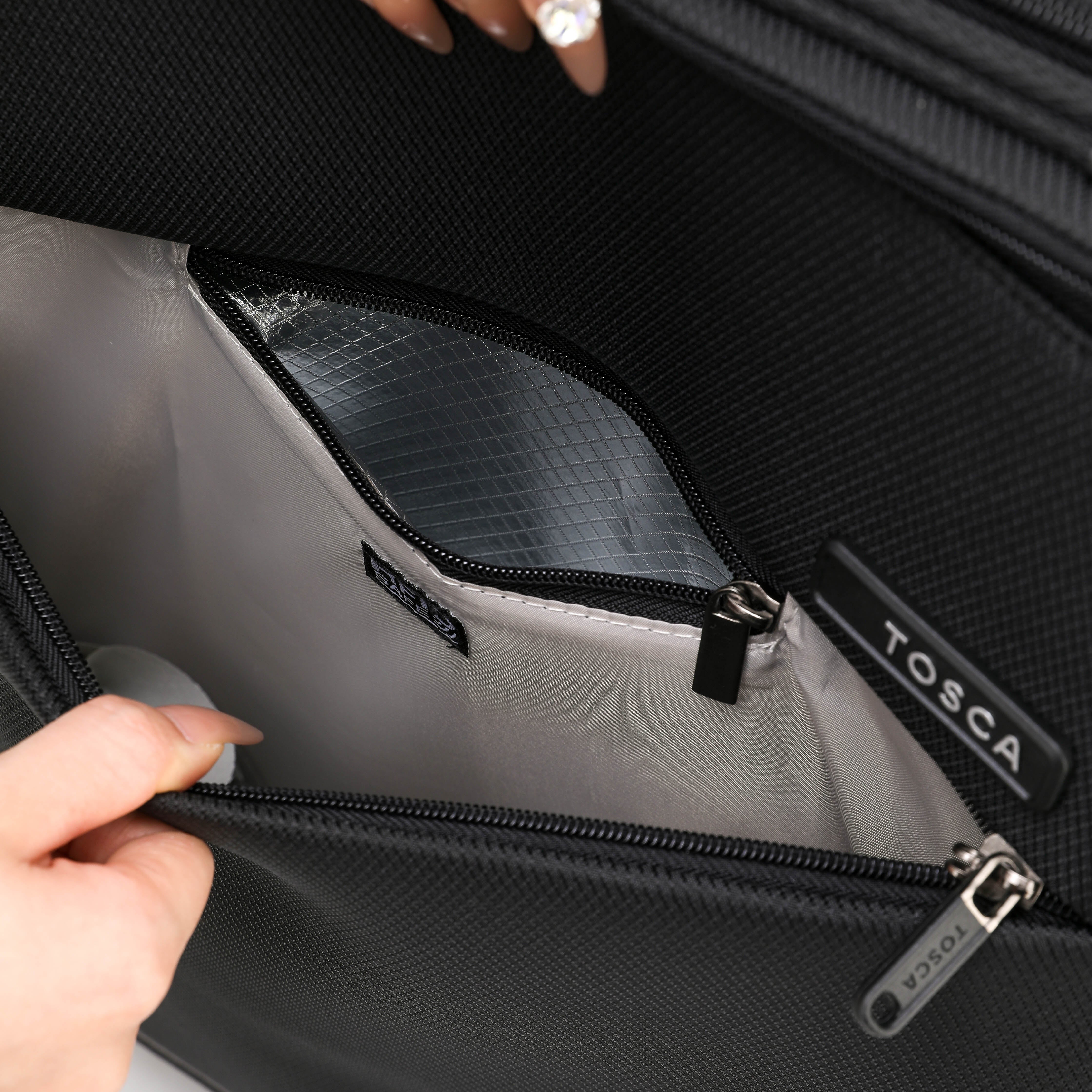 Tosca AIR5055 Lightweight Two-Wheel Luggage Set of 3 - Black | Perfect for Business Travel & Weekend Getaways