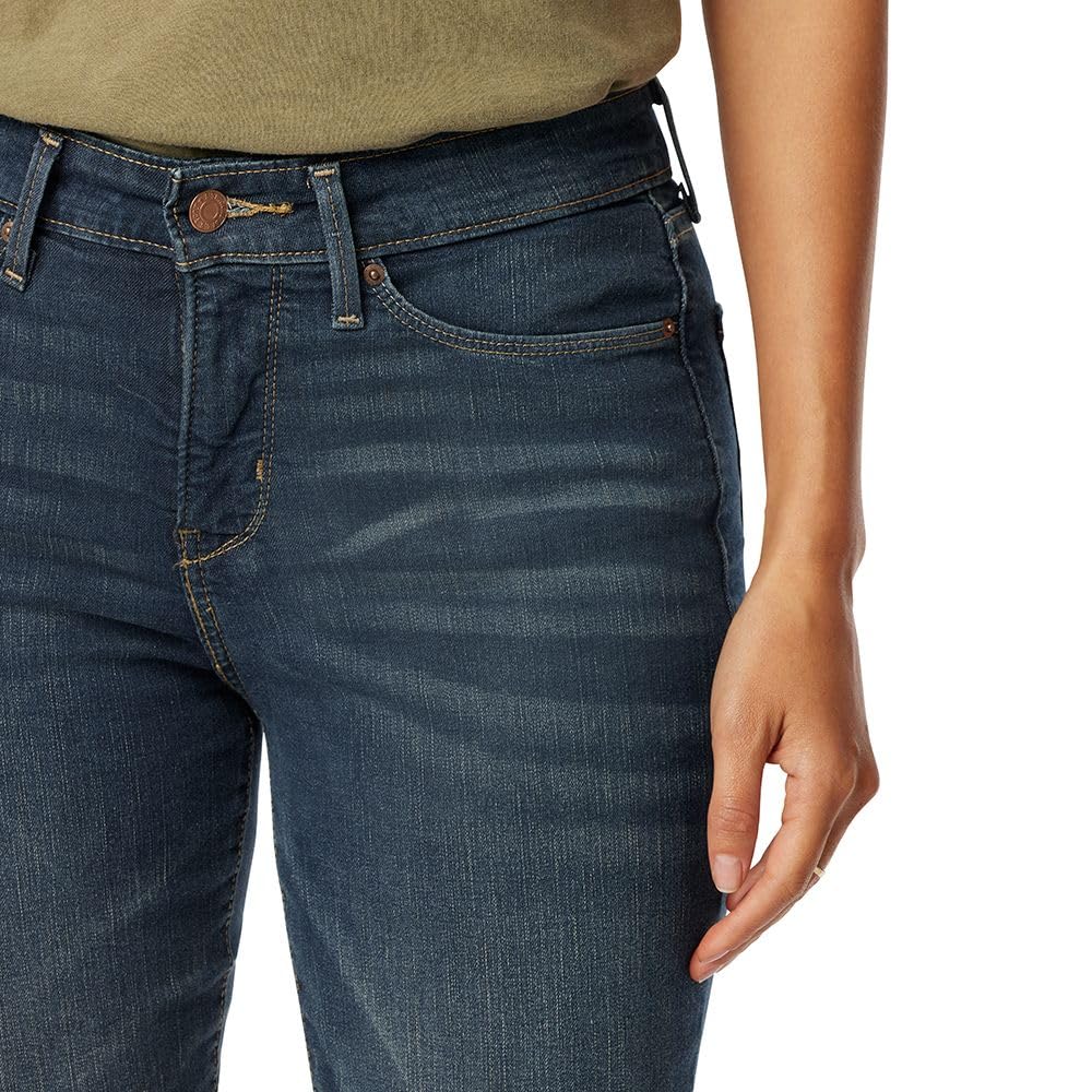 Levi's Signature Gold Women's Totally Shaping Bootcut Jeans - Plus Size & Regular Fit | Comfortable Stretch Denim for Casual Wear, Office & Night Out