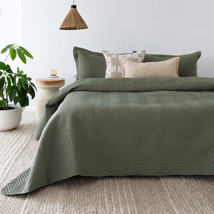 Bambury Herringbone Moss Coverlet Set - Soft & Breathable Bedding for Cozy Home Decor | Perfect for Guest Rooms, Master Bedrooms & Airbnb Stays