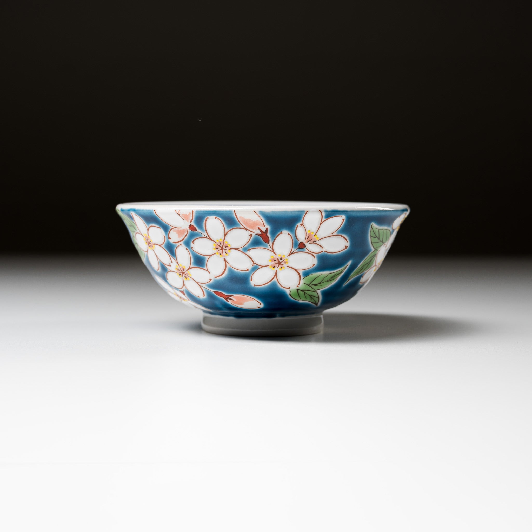 Kutani Ware Rice Bowl with Sakura Design - Handcrafted Japanese Ceramic Tea Bowl for Sushi, Rice & Tea - Perfect for Home Dining & Japanese Cuisine Lovers