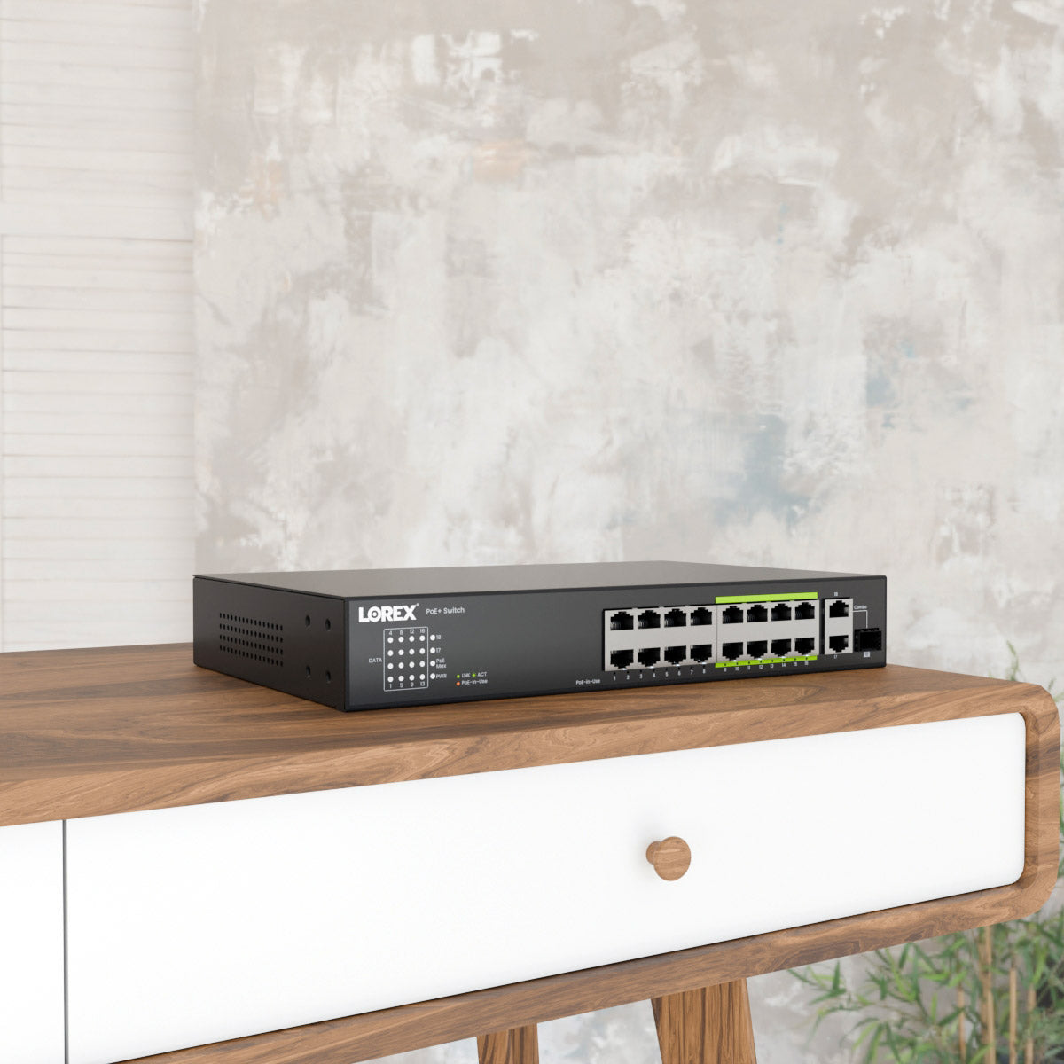 Lorex 16 Port Unmanaged Network Switch with 8 ePoE & 8 PoE+ Ports, 250W Power Budget - Ideal for Home Security Cameras, Office Networks & Small Business IT Setups