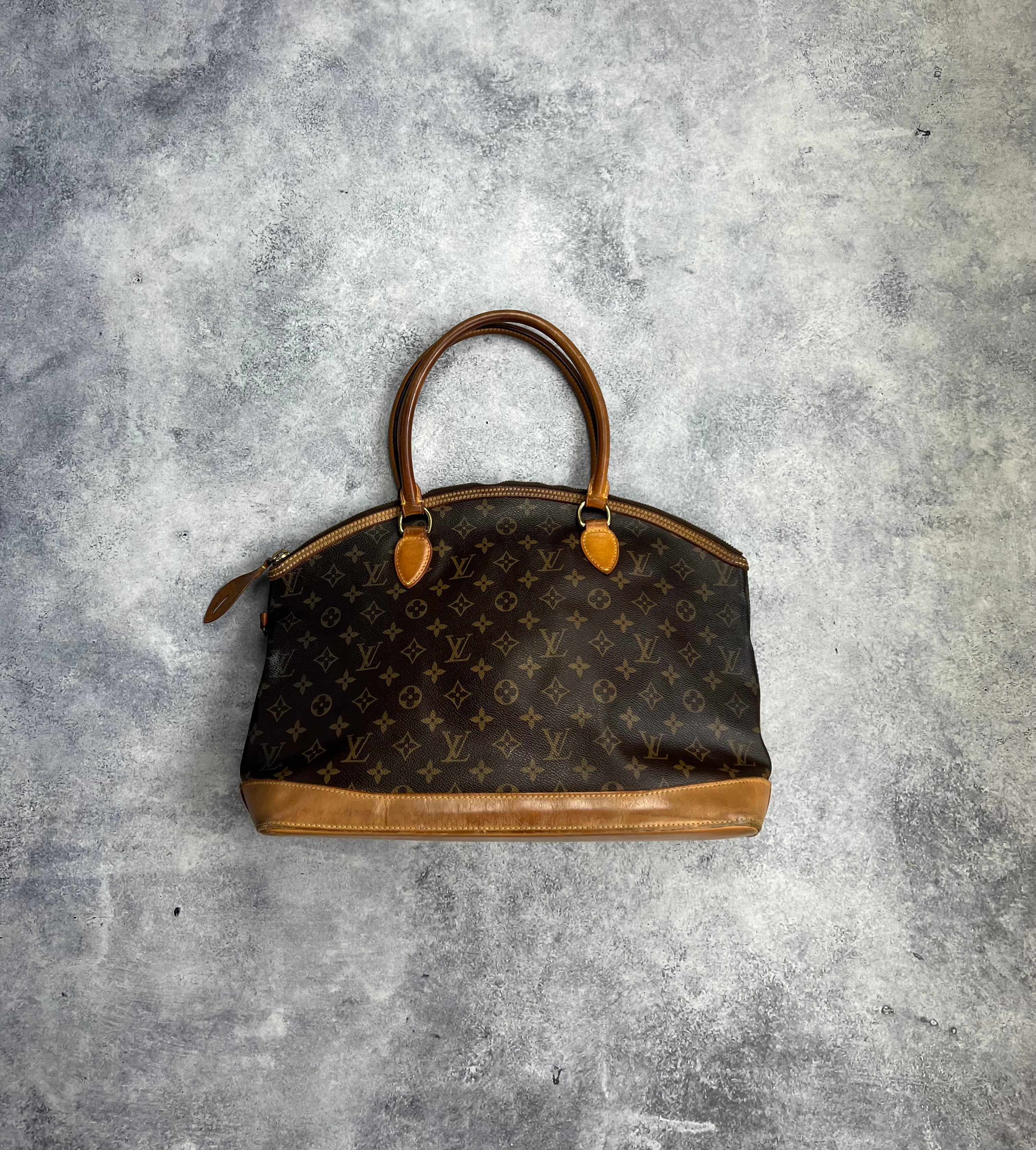 Authentic Louis Vuitton Vintage Lockit Horizontal Handbag - Luxury Leather Shoulder Bag for Women, Perfect for Work, Travel & Special Occasions