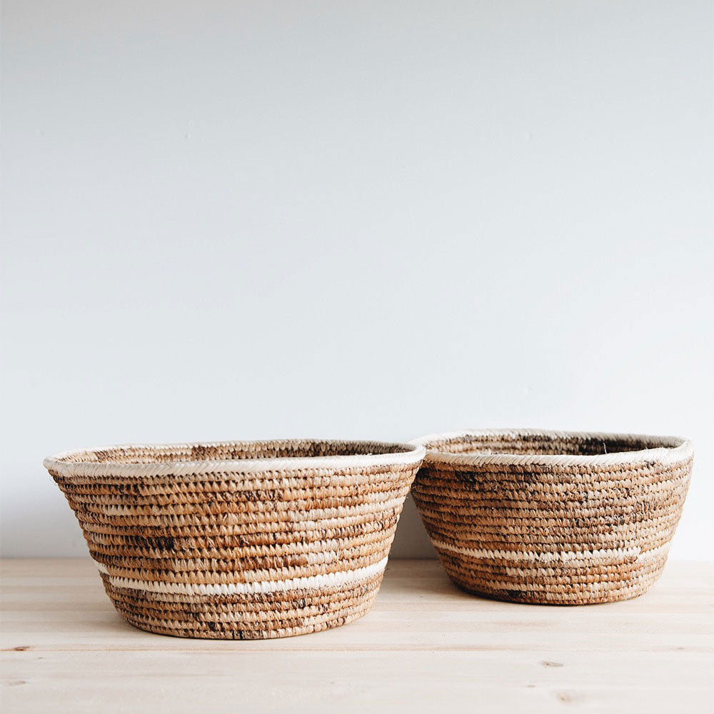 Eco-Friendly Banana Fiber Table Basket - Natural & Sustainable Storage Organizer for Home, Office, or Kitchen Decor
