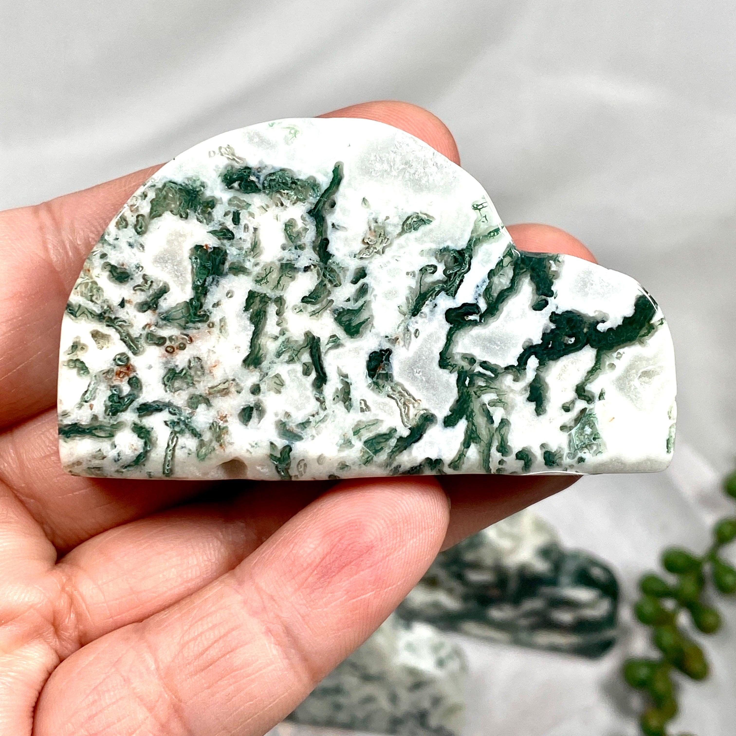 Natural Moss Agate Cloud Pendant Necklace - Healing Crystal Jewelry for Women - Perfect for Meditation, Yoga & Spiritual Gifts