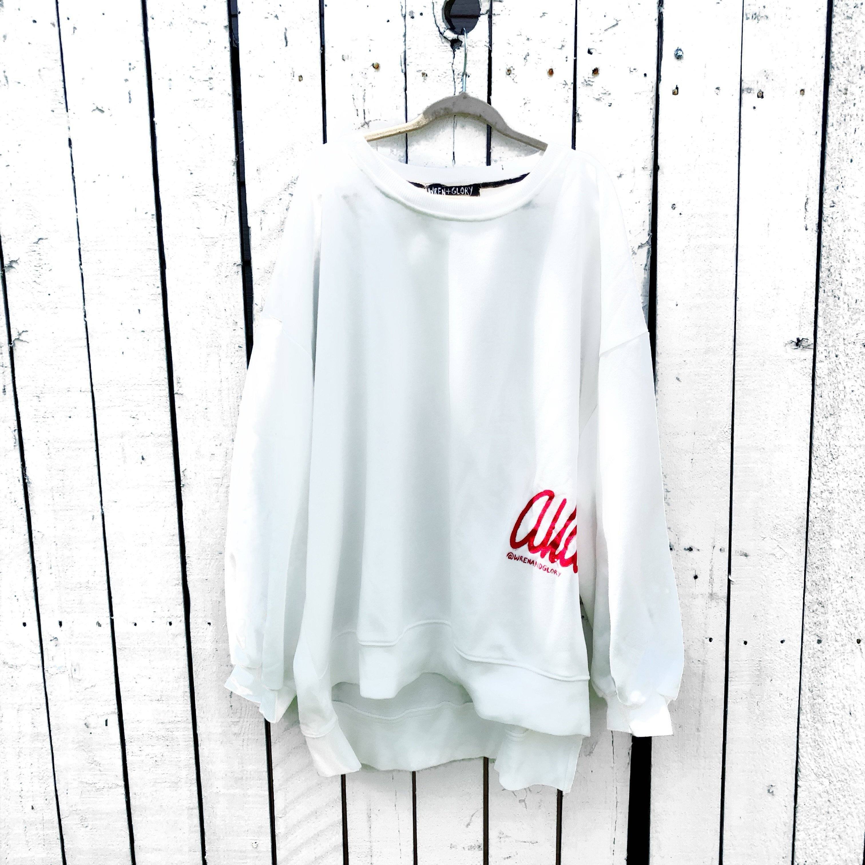 Trendy Painted Sweatshirt for Women & Men - Stylish & Comfortable Unisex Hoodie for Casual Wear, Street Fashion & Loungewear