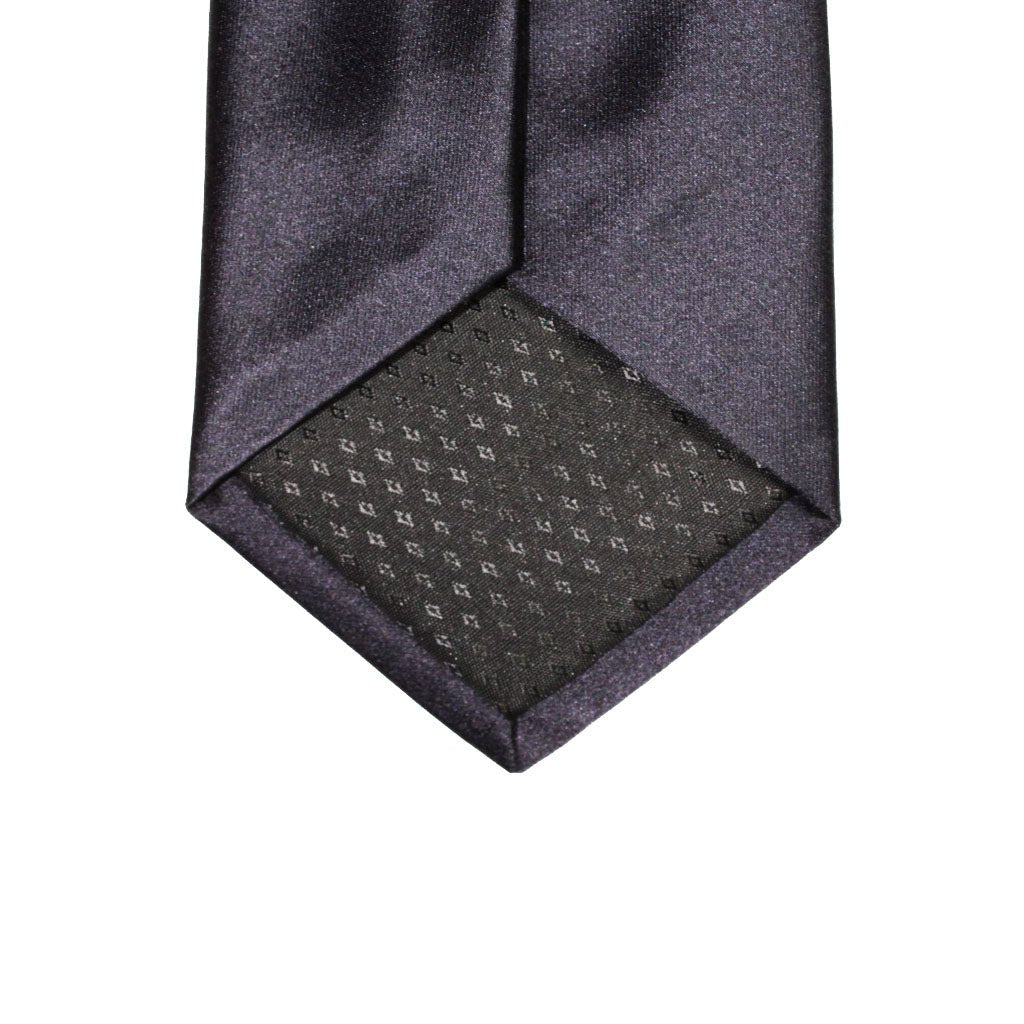 HEMLEY Plain Silk Tie in Dark Navy - Elegant Men's Necktie for Business, Weddings & Formal Occasions
