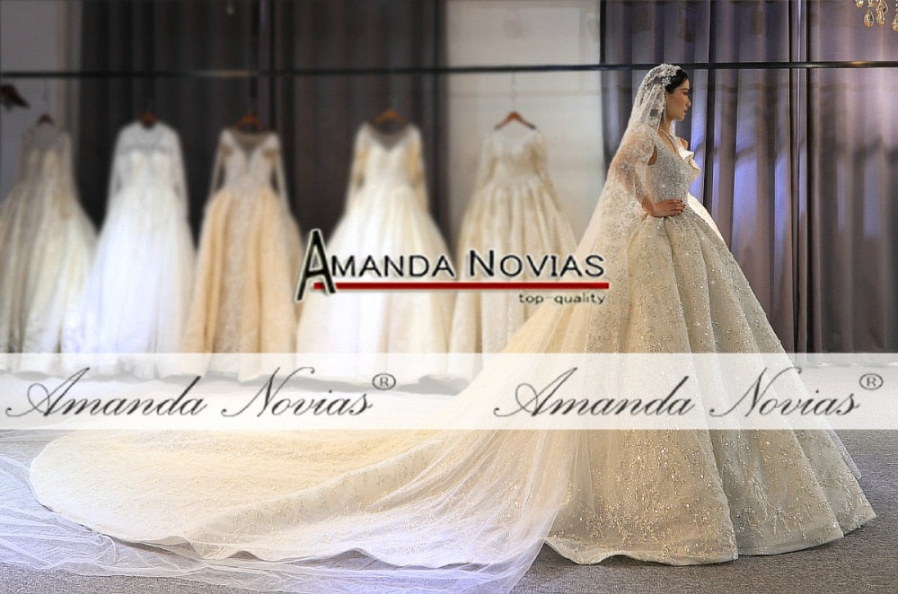 2021 Heavy Beading Luxury Wedding Dress - Elegant Bridal Gown with Intricate Beadwork for Church, Ballroom & Outdoor Weddings