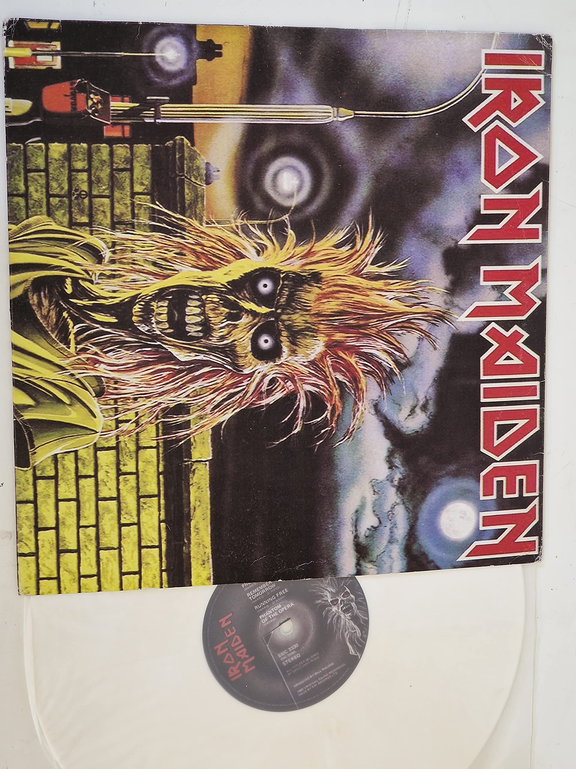 Iron Maiden Vinyl LP - 1980 Debut Album [EMC3330] | Classic Heavy Metal Record for Collectors & Music Lovers - Perfect for Home Listening, Gifts & Vinyl Collections