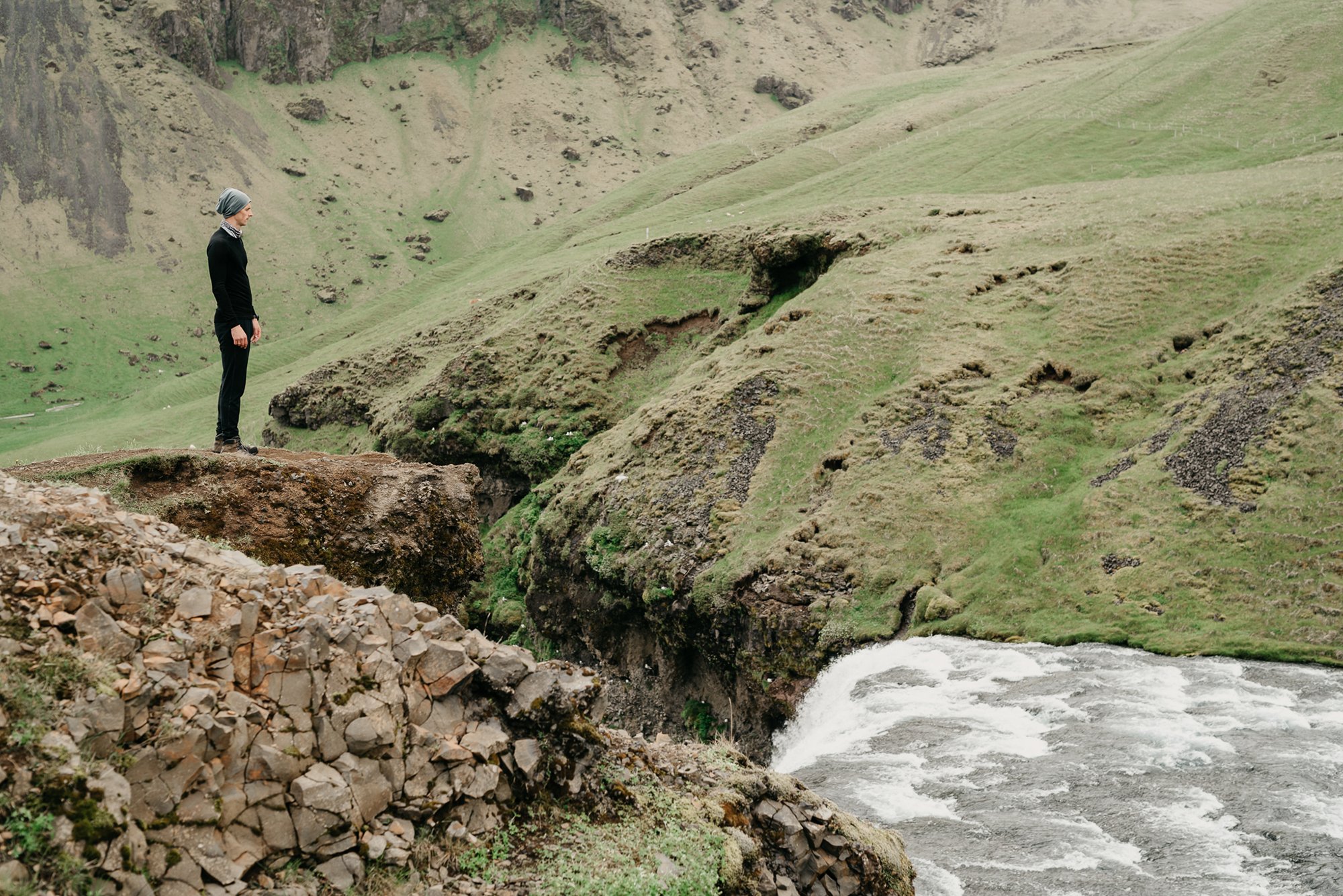 Premium Women's Merino Wool Thermal Shirts - Soft & Warm Crew Neck Base Layer for Winter, Hiking & Outdoor Activities