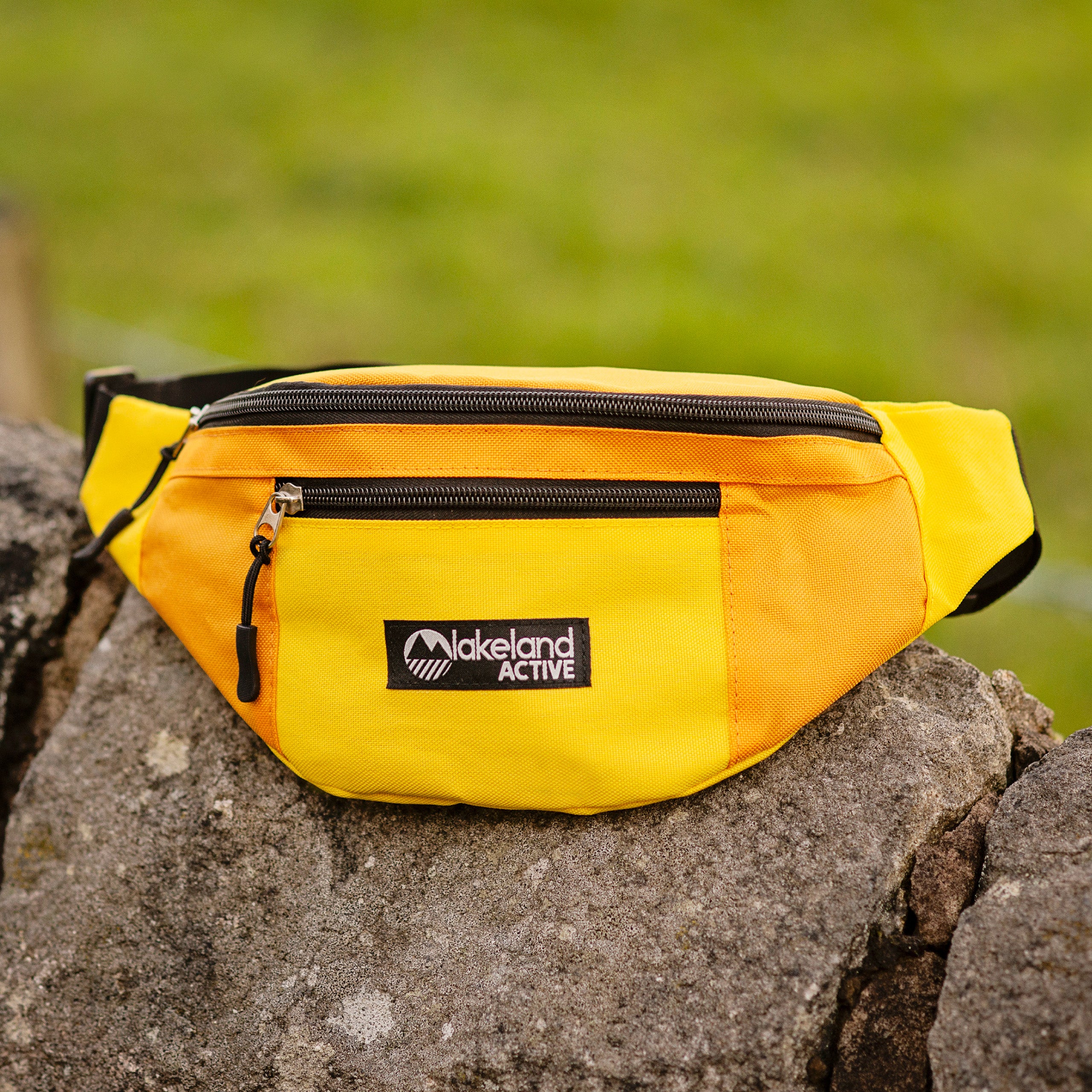 Mossband Lightweight 1.5L Bum Bag Waist Pack - Perfect for Travel, Hiking, Running & Outdoor Activities