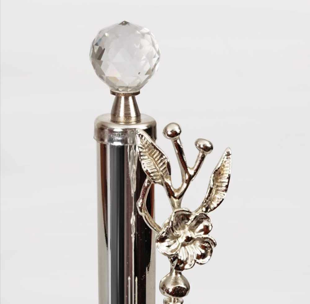 Elegant Rose Crystal Stone Paper Towel Holder - Handmade Golden Tissue Organizer for Bathroom, Kitchen & Toilet | Perfect for Home Decor and Gift Giving