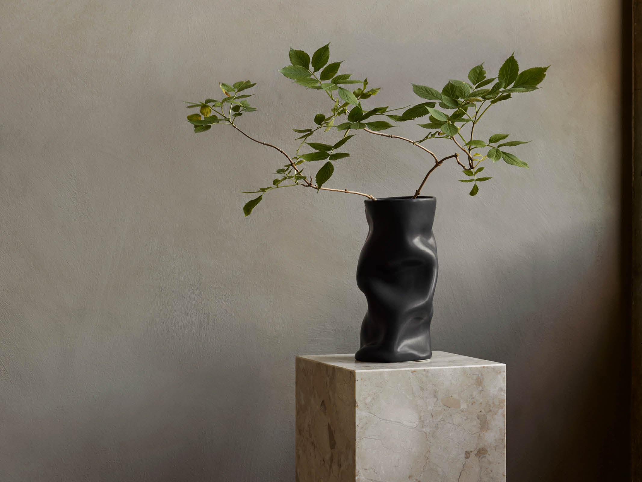 Collapsible Vase - Portable & Space-Saving Decorative Flower Vase for Home, Office, Wedding & Travel Decor