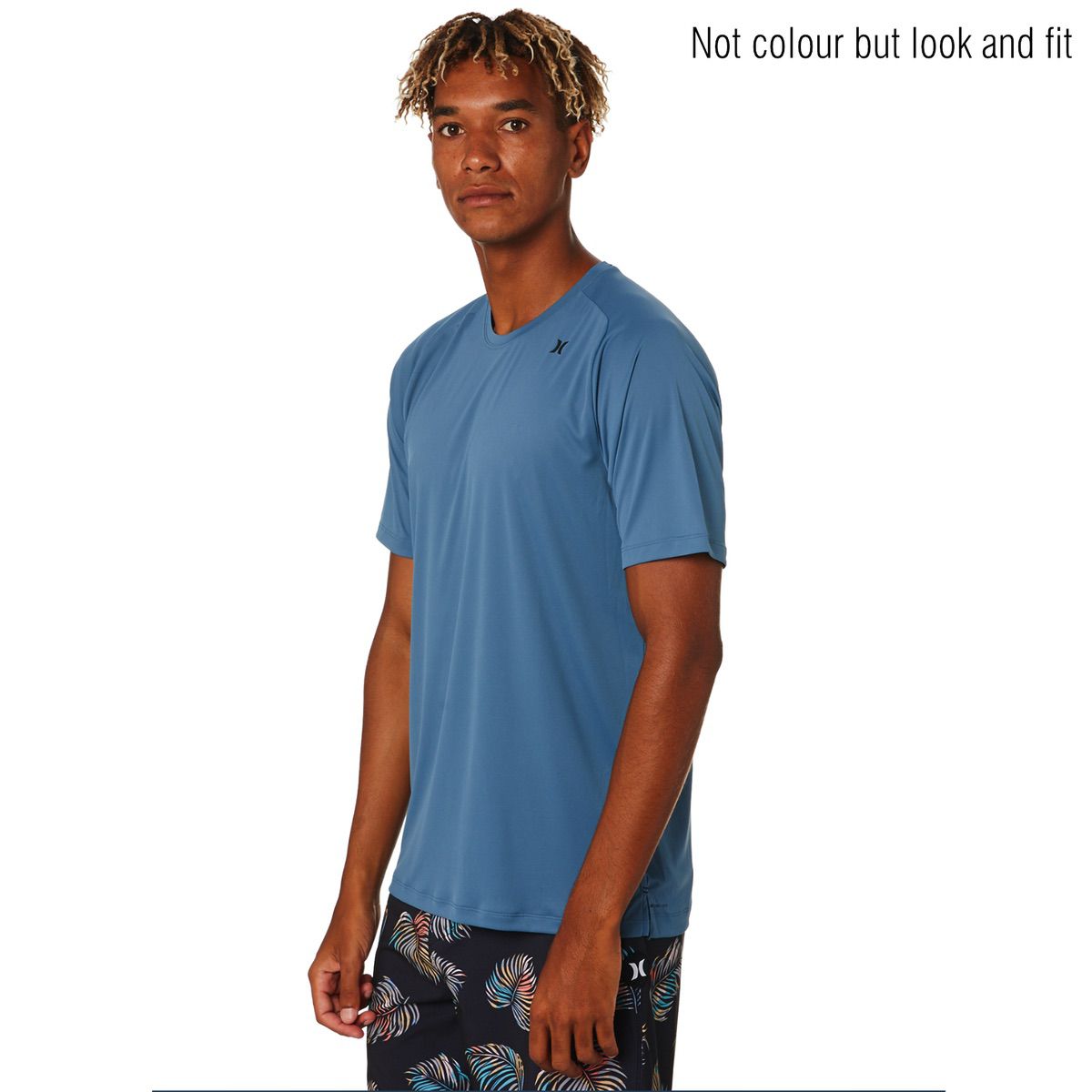 Men's Hurley Q/D Short Sleeve Rash Guard Shirt - Iron Grey - UPF 50+ Sun Protection for Surfing, Swimming & Outdoor Activities