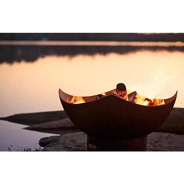 Stunning Manta Ray Fire Pit - Outdoor Patio & Backyard Fireplace for Cozy Gatherings & Camping - Durable Steel & Rust-Resistant Design