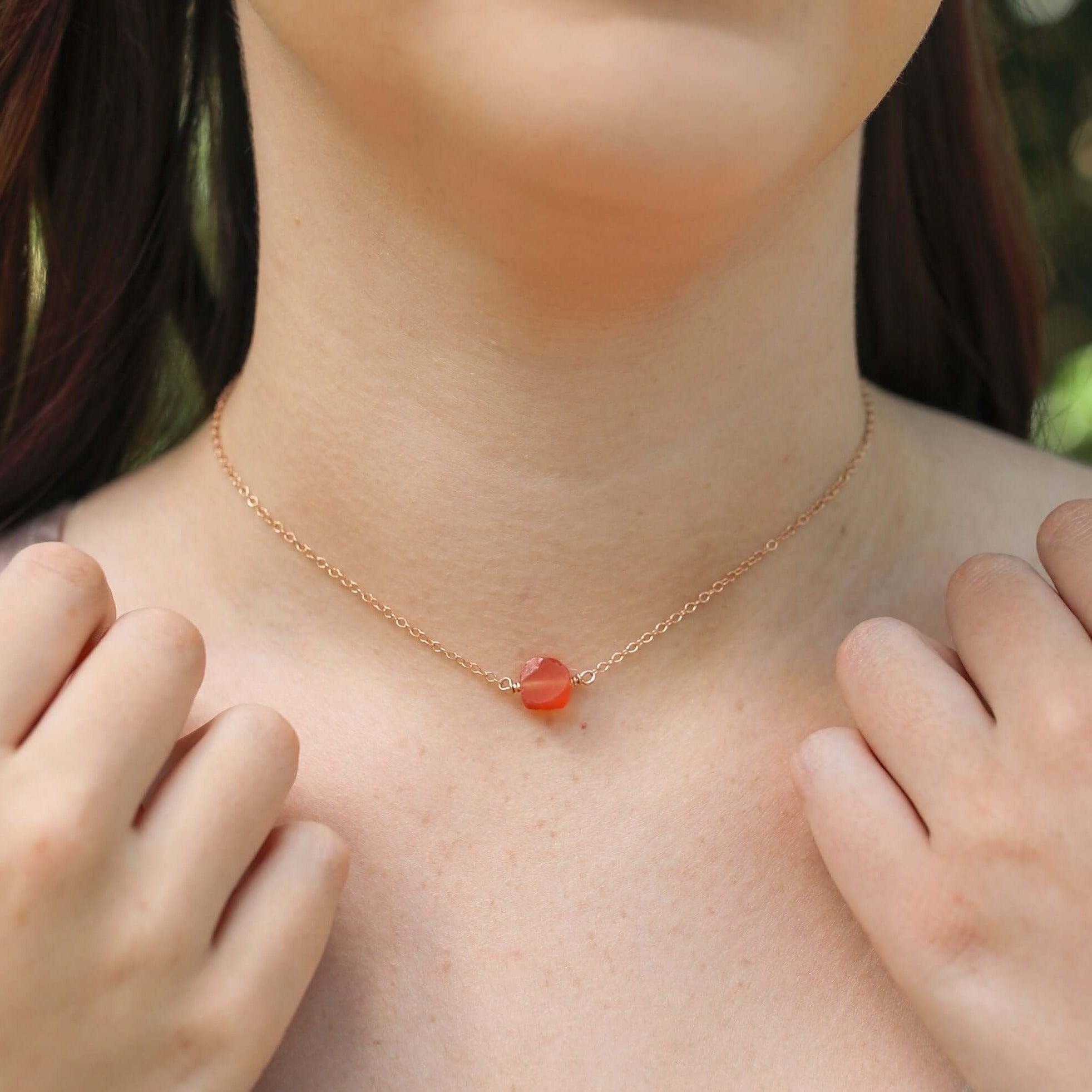 Natural Raw Carnelian Crystal Nugget Choker Necklace - Healing Stone Jewelry for Women, Boho Chic Accessory - Perfect for Meditation, Yoga & Spiritual Energy Balancing