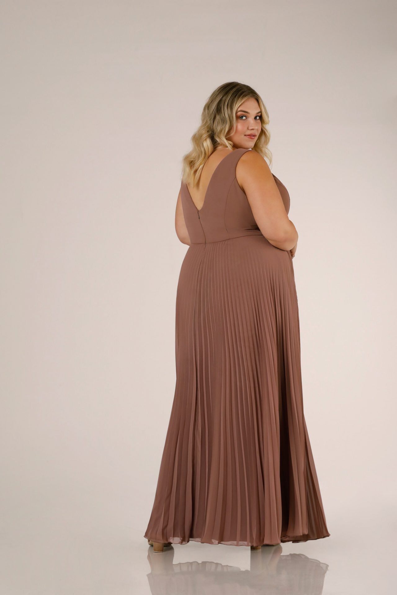 Cheyenne Chiffon - Elegant & Lightweight Fabric for Dresses, Scarves & Home Decor | Perfect for Evening Gowns, Bridal Wear & DIY Fashion Projects