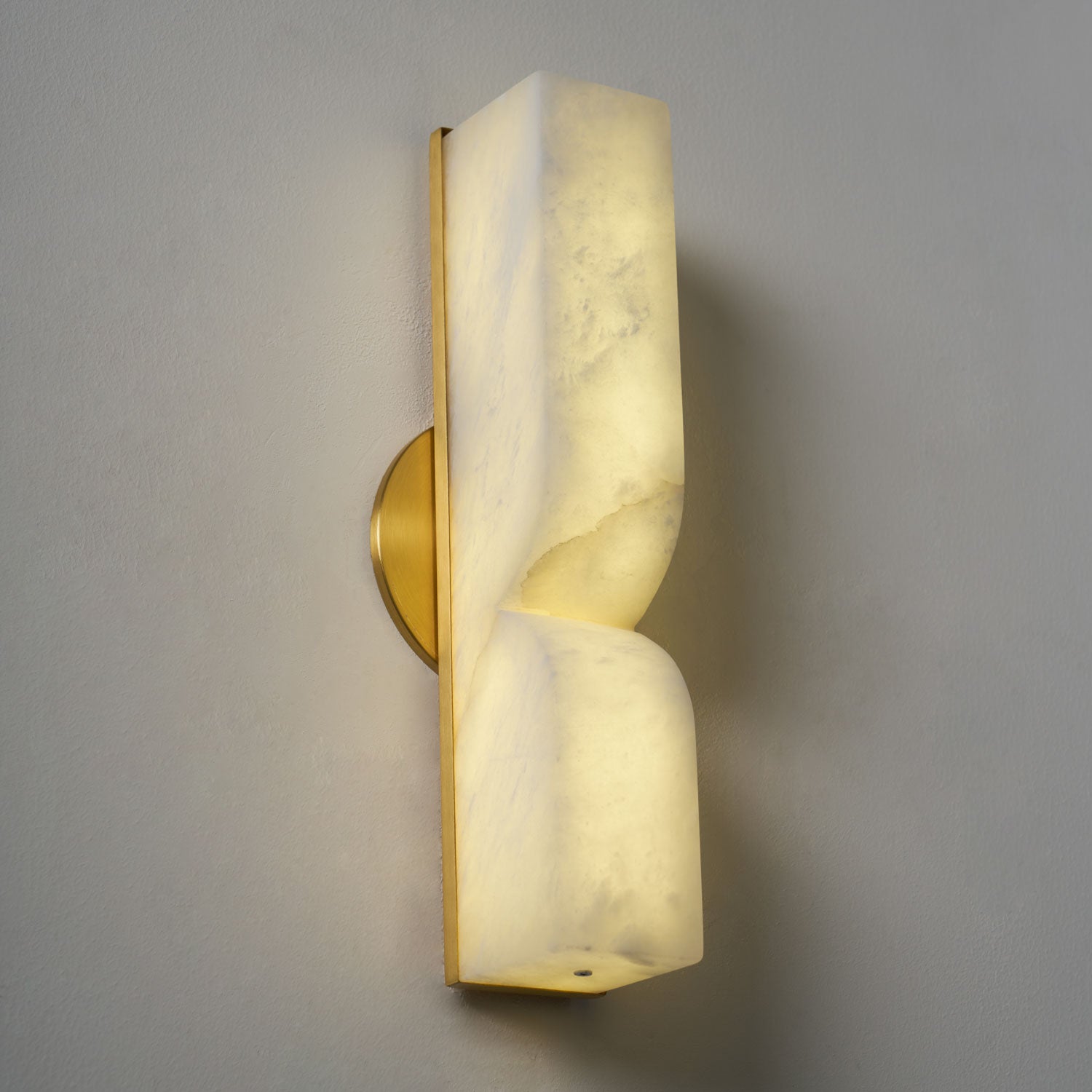 Alabaster Plug-in Wall Sconce Light - Modern Plug in Wall Lamp for Bedroom, Living Room & Hallway Lighting - Elegant Plug-in Sconce for Home Decor