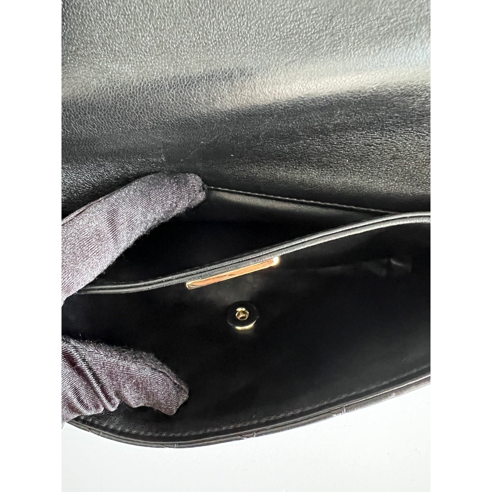 Authentic CHANEL Black Calfskin Leather Shearling Flap Bag 2017 - Luxury Designer Handbag for Women, Perfect for Evening Parties & Winter Fashion Accessories