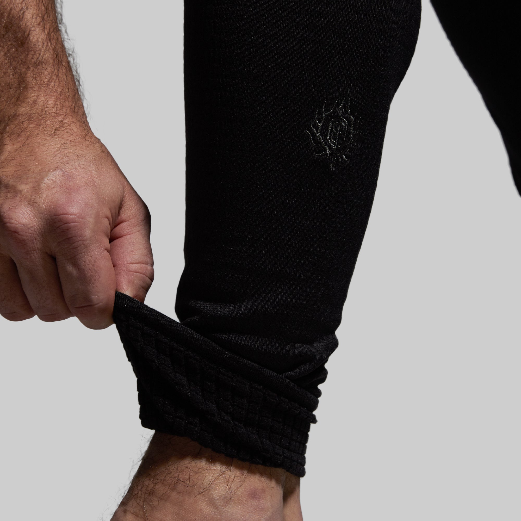 Men's Thermal Base Layer Pants - Quiver Insulated Winter Underwear for Cold Weather (Black) | Perfect for Skiing, Snowboarding & Outdoor Activities