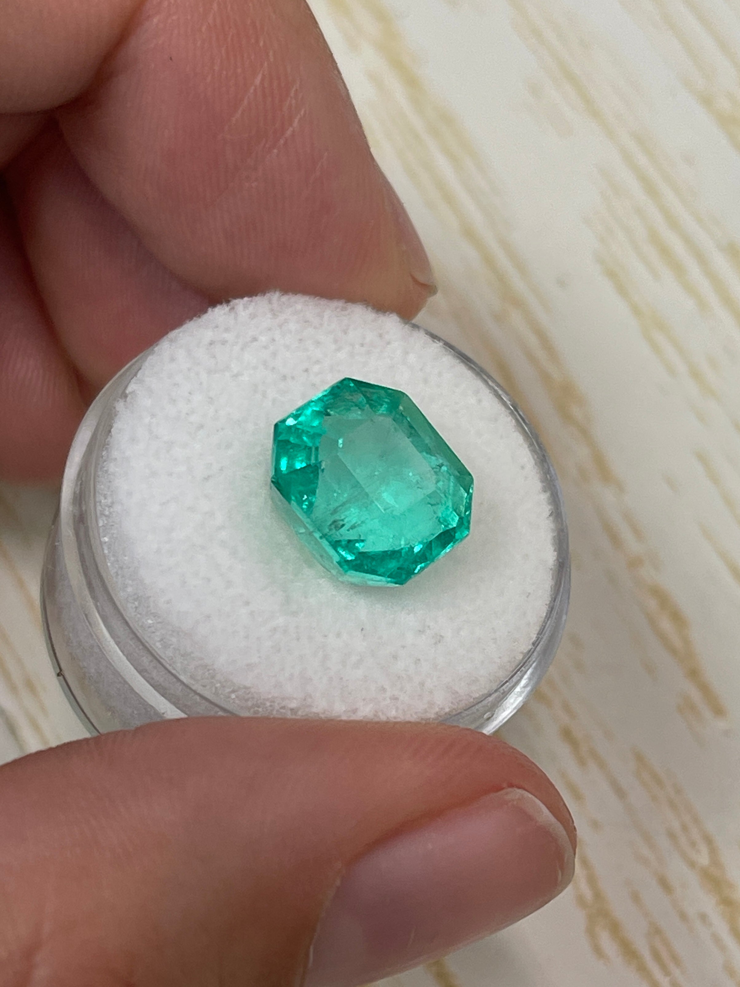 6.63 Carat 11x10mm Chunky Emerald Cut Natural Loose Colombian Emerald Gemstone for Jewelry Making, Engagement Rings & Luxury Gifts
