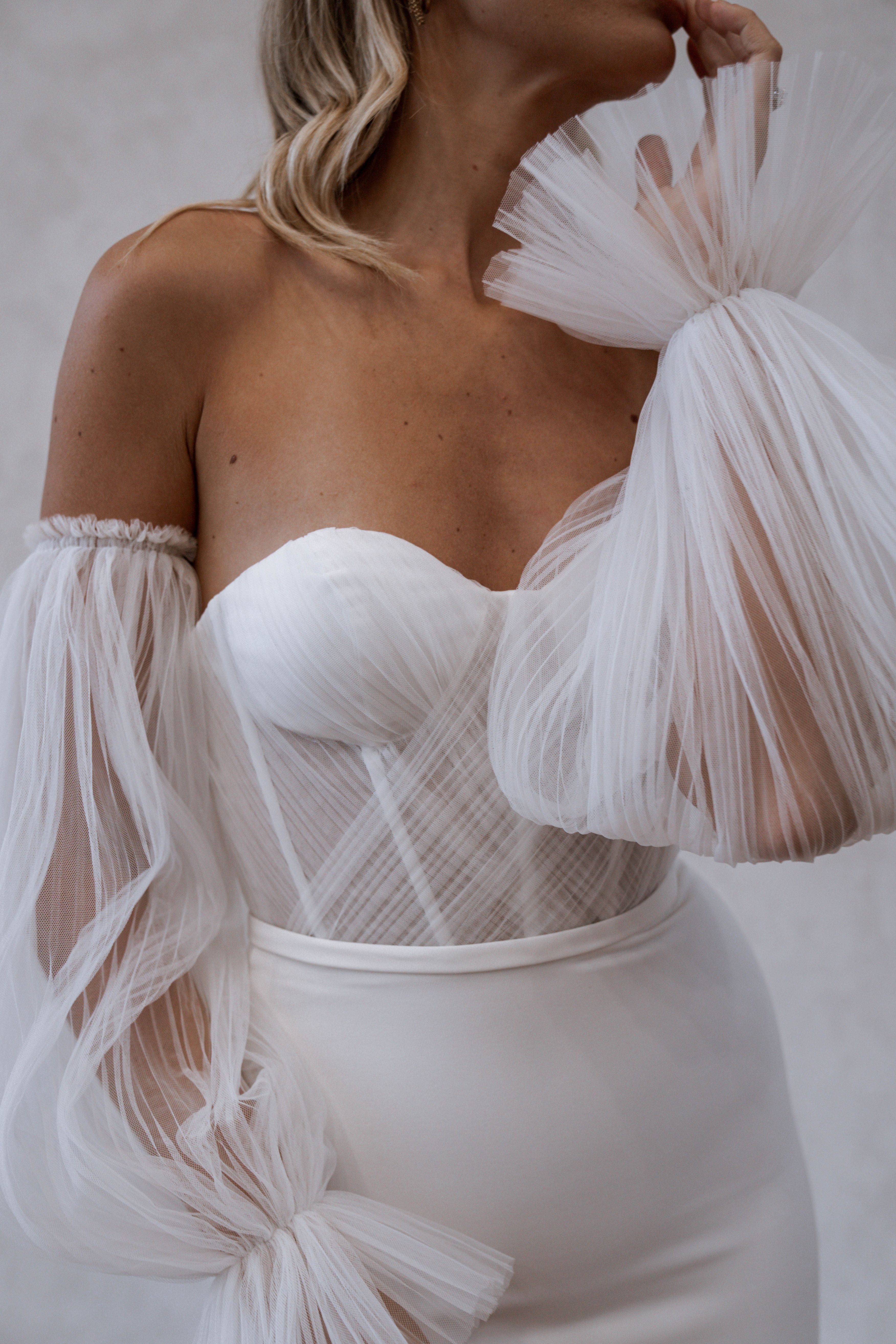 Pippa Sleeves - Elegant & Comfortable Women's Arm Covers for Weddings, Parties & Formal Events
