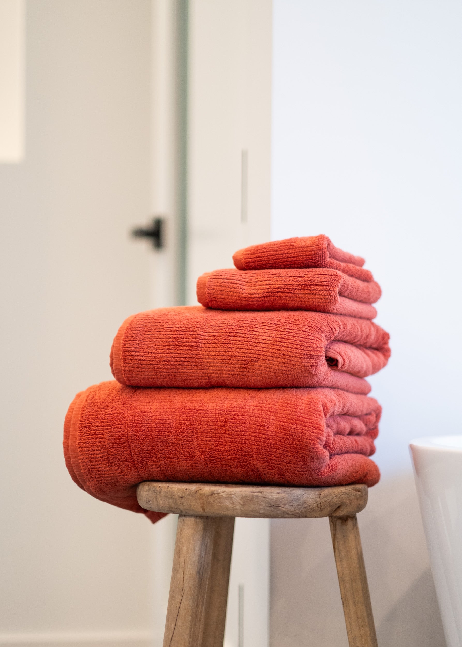 Premium Ribbed Bath Towels Set - Soft & Absorbent 100% Cotton, Terracotta Color - Perfect for Spa, Bathroom & Beach Use