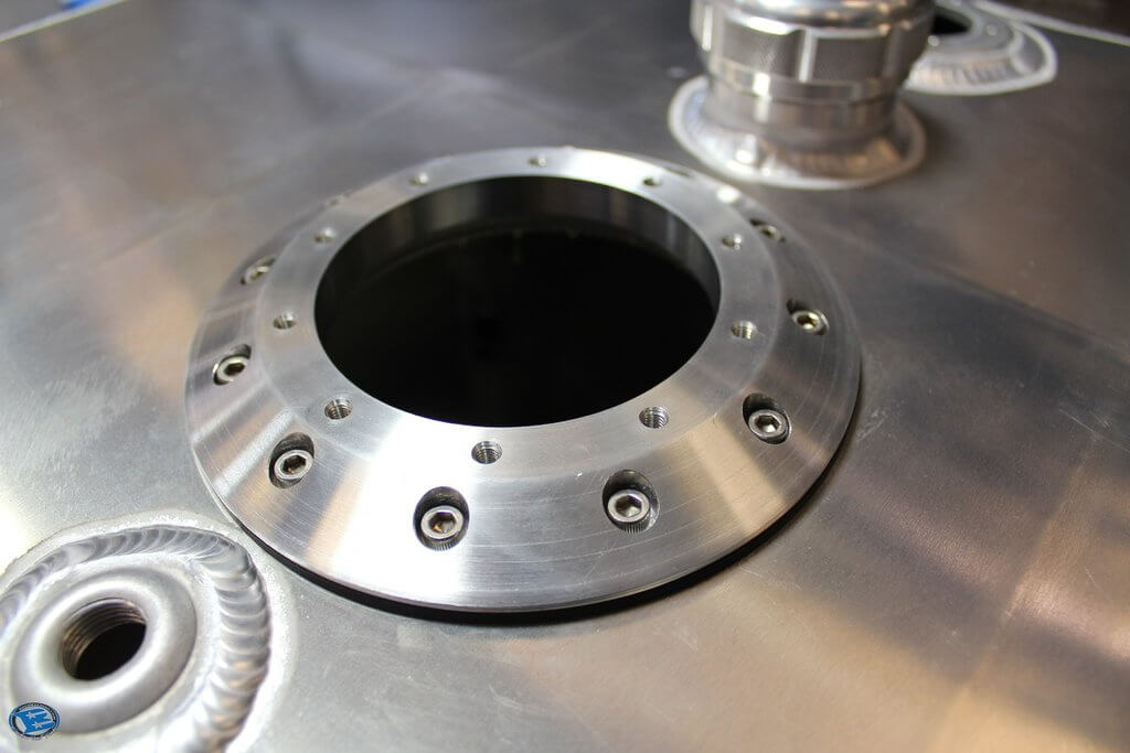 Aeromotive 10 Bolt Stealth EFI Adapter Plate - Converts 12 Bolt EFI to 10 Bolt Fuel System - Perfect for High-Performance & Racing Applications