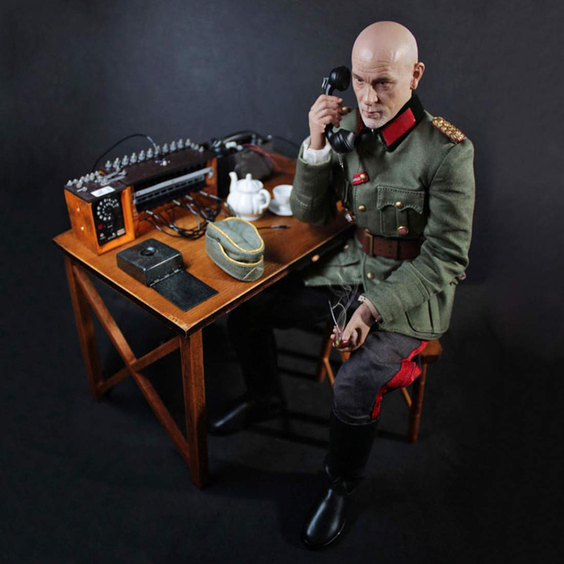 1/6 Scale 12-inch German Army Soldier Action Figure with Field Telephone Switchboard - Military Collectible Toy for Men & Boys | WWII Reenactment, Display, Gift for History Enthusiasts