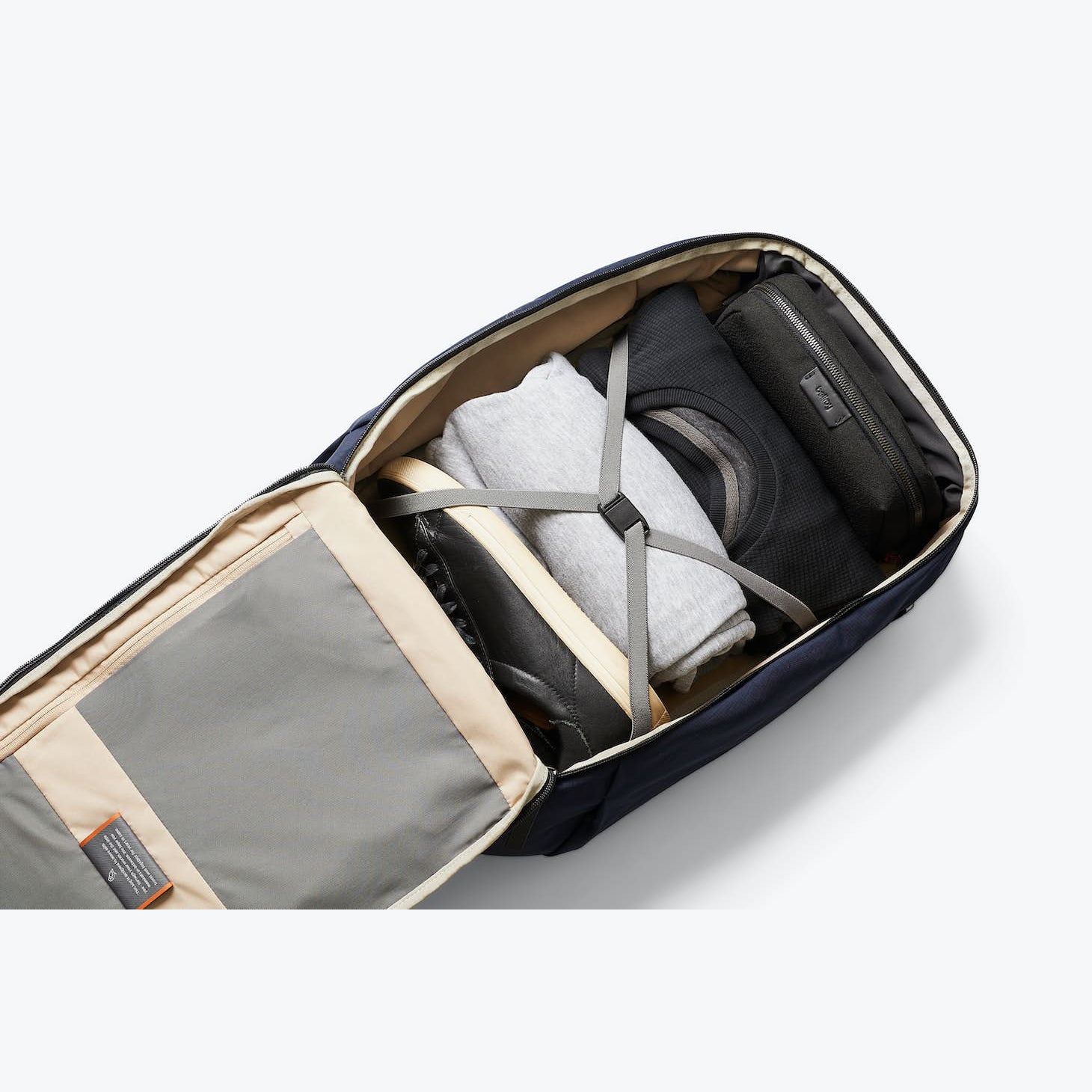 Bellroy Transit Backpack 28L - Premium Water-Resistant Travel Backpack for Men & Women | Perfect for Commuting, Business Trips & Outdoor Adventures