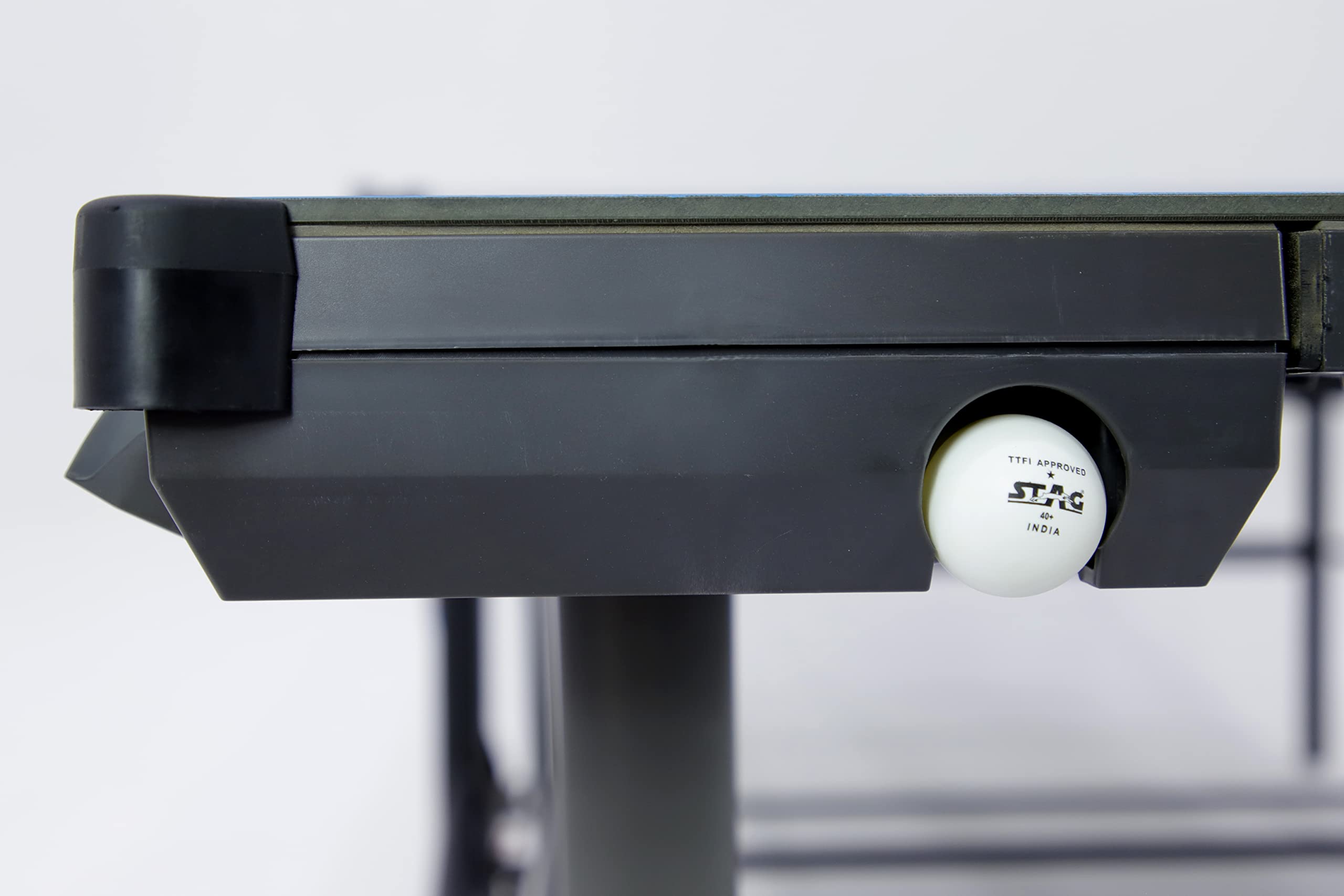 KETTLER Outdoor 4-Player Table Tennis Table with 2 Paddles & Balls - Perfect for Backyard, Patio & Family Game Nights