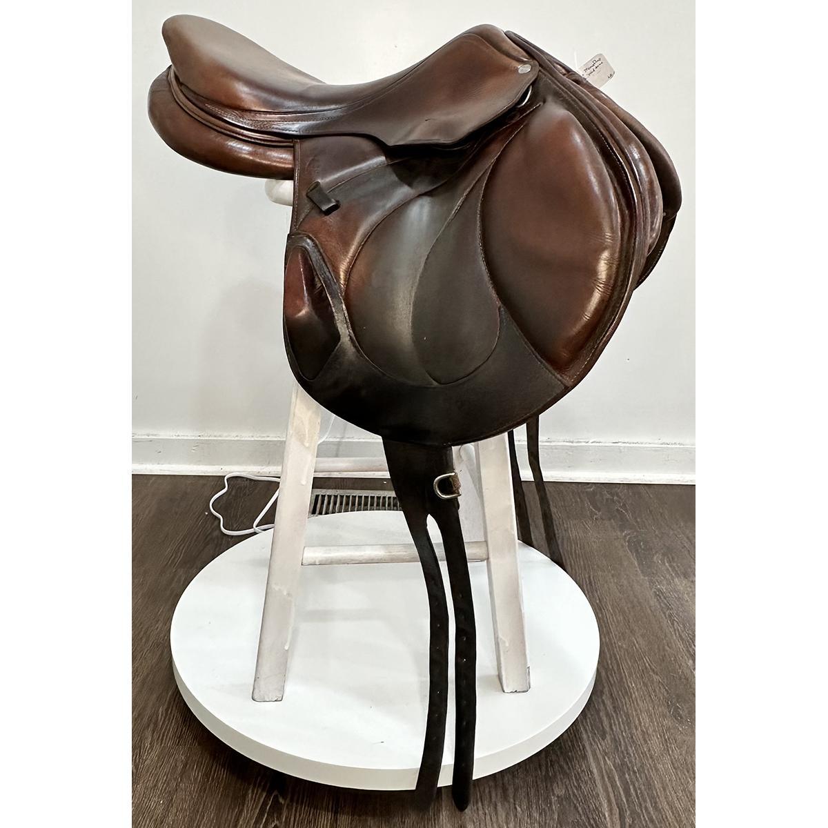 Antares Evolution Monoflap 17.5 Close Contact Saddle - Premium Used English Riding Saddle for Jumping & Dressage | Perfect for Equestrian Training & Horse Shows