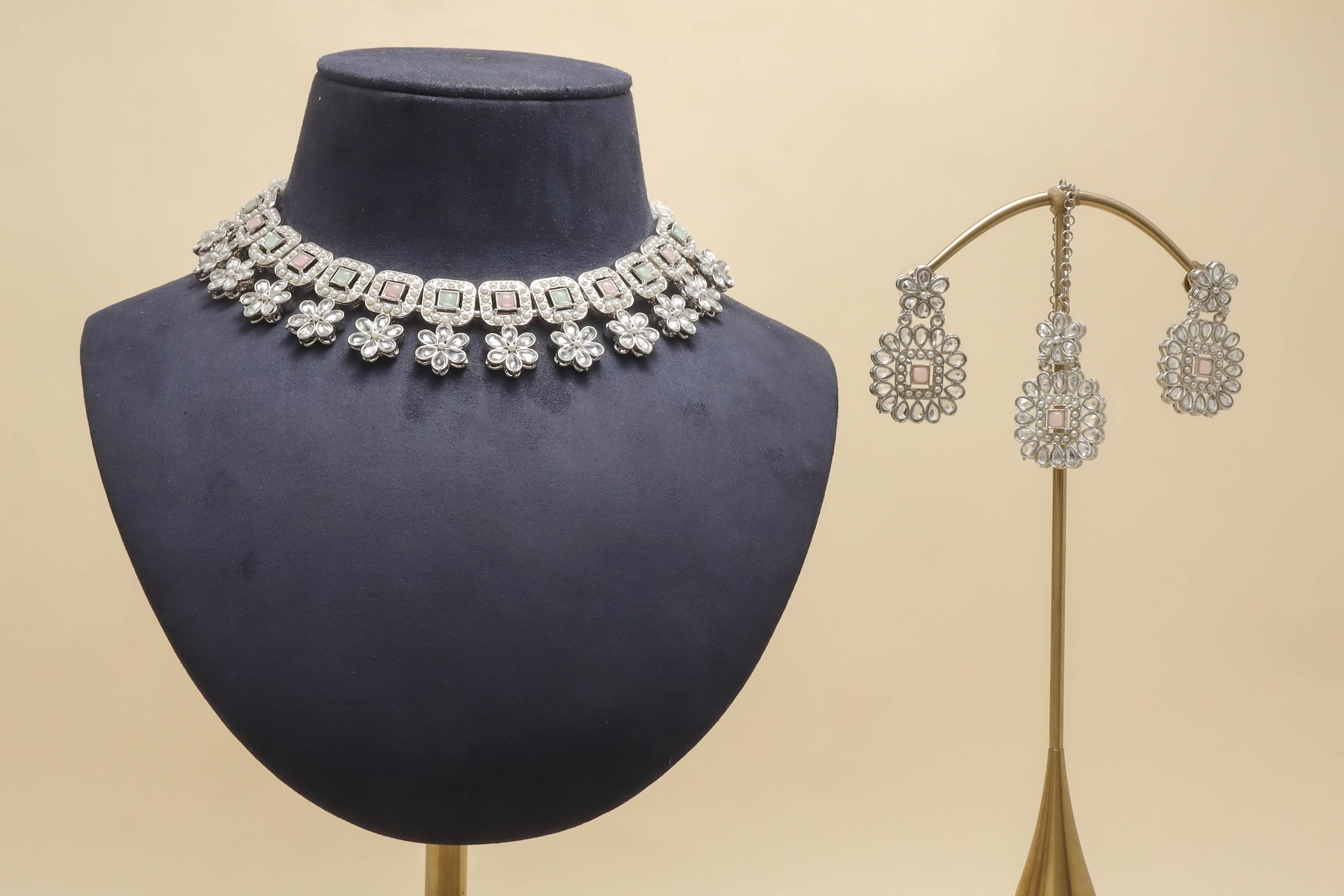 AARVI POLKI FULL SET - Exquisite Indian Bridal Jewelry Set for Weddings, Parties & Special Occasions