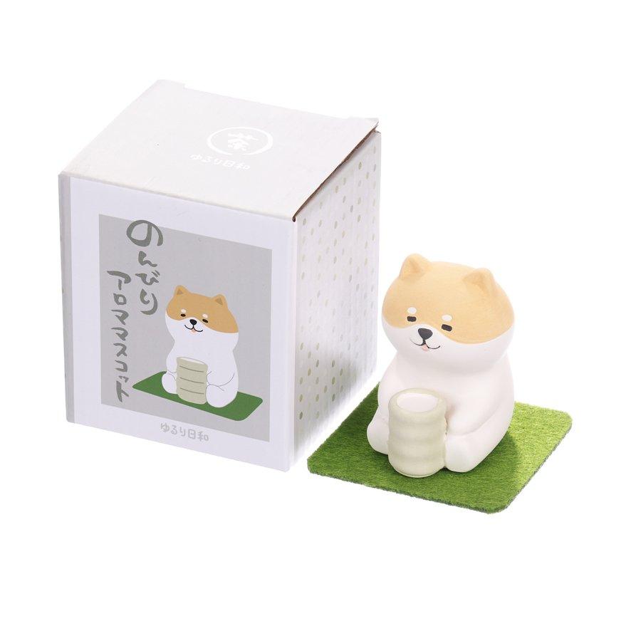 DECOLE Sit Back Aroma Mascot Shiba (52g) - Cute Japanese Dog Plush with Relaxing Scent - Perfect for Home Decor, Office Desk & Stress Relief Gift