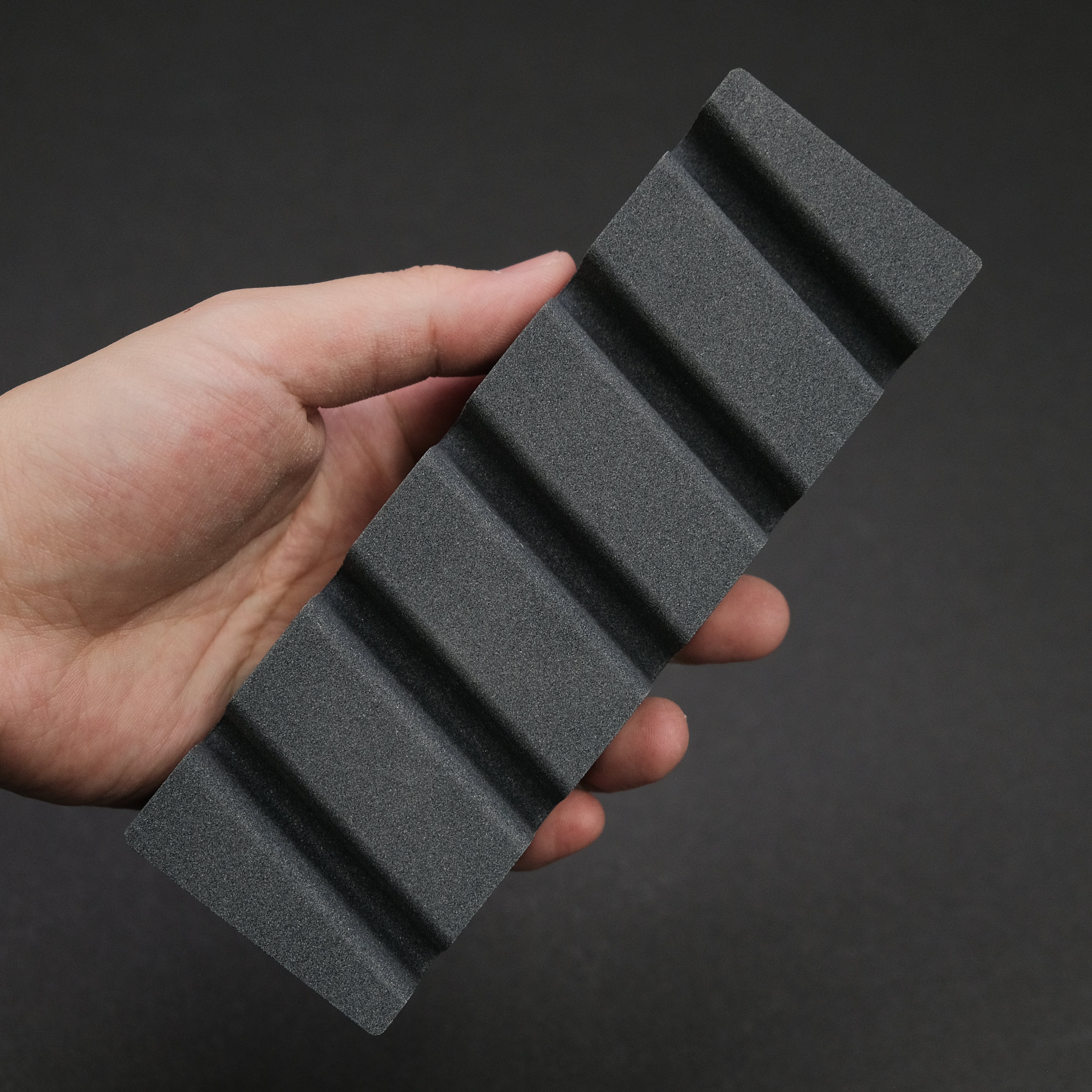 Naniwa 220 Grit Flattening Stone – Professional Sharpening Stone for Knives, Chisels & Tools – Ideal for Kitchen, Workshop & Outdoor Use